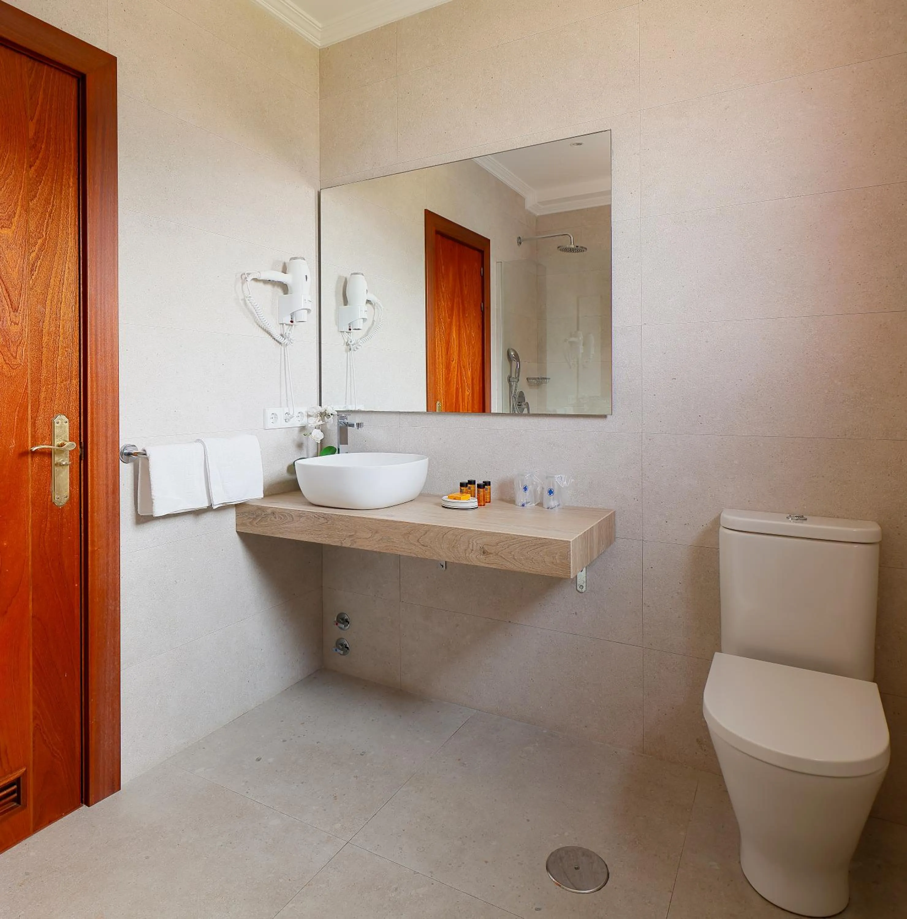 Bathroom in Hotel Ribadesella Playa