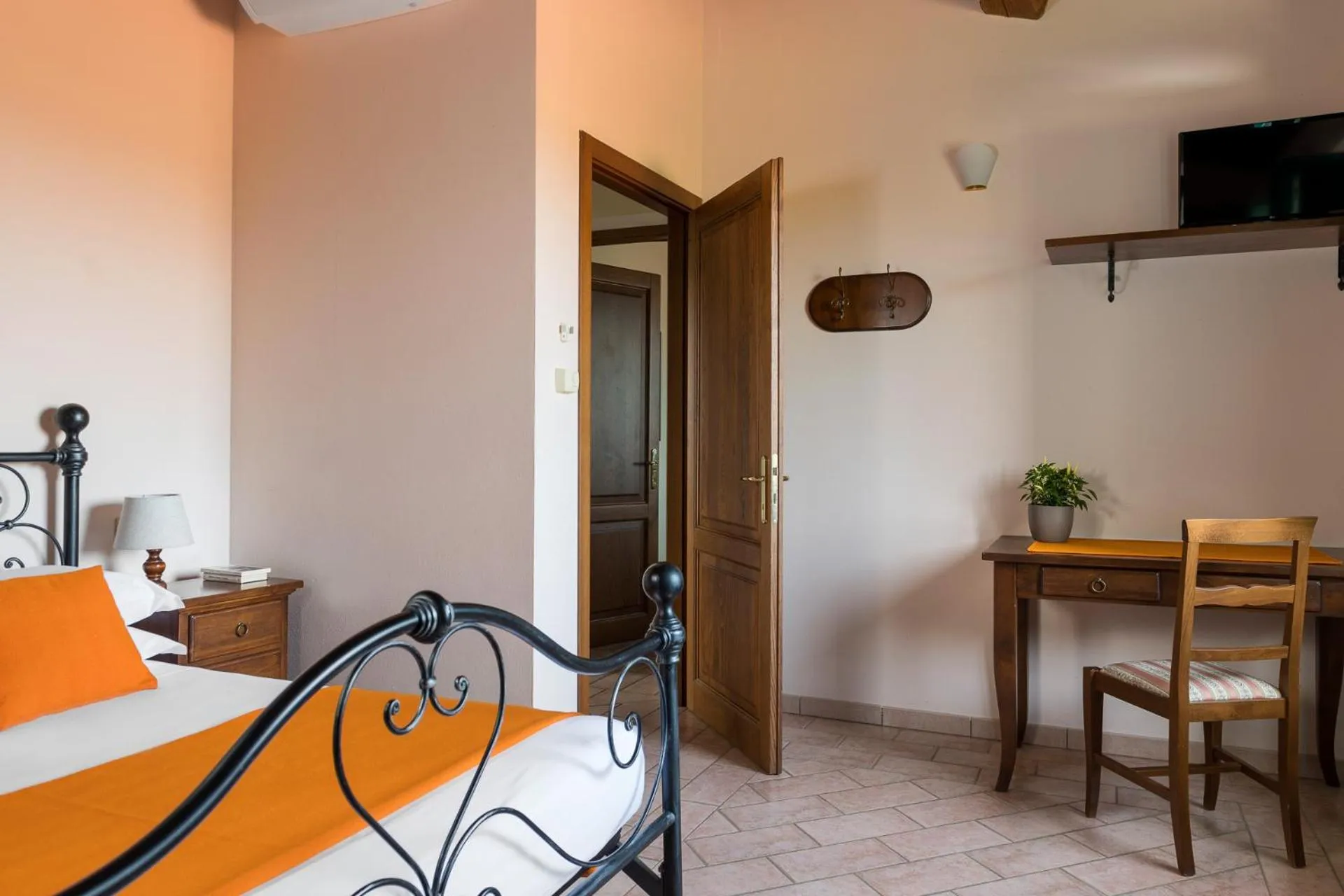 Bedroom in Residence Serristori