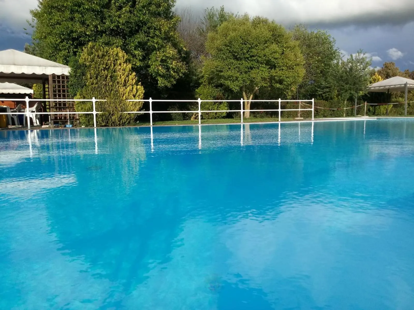 Swimming pool in Residence Serristori