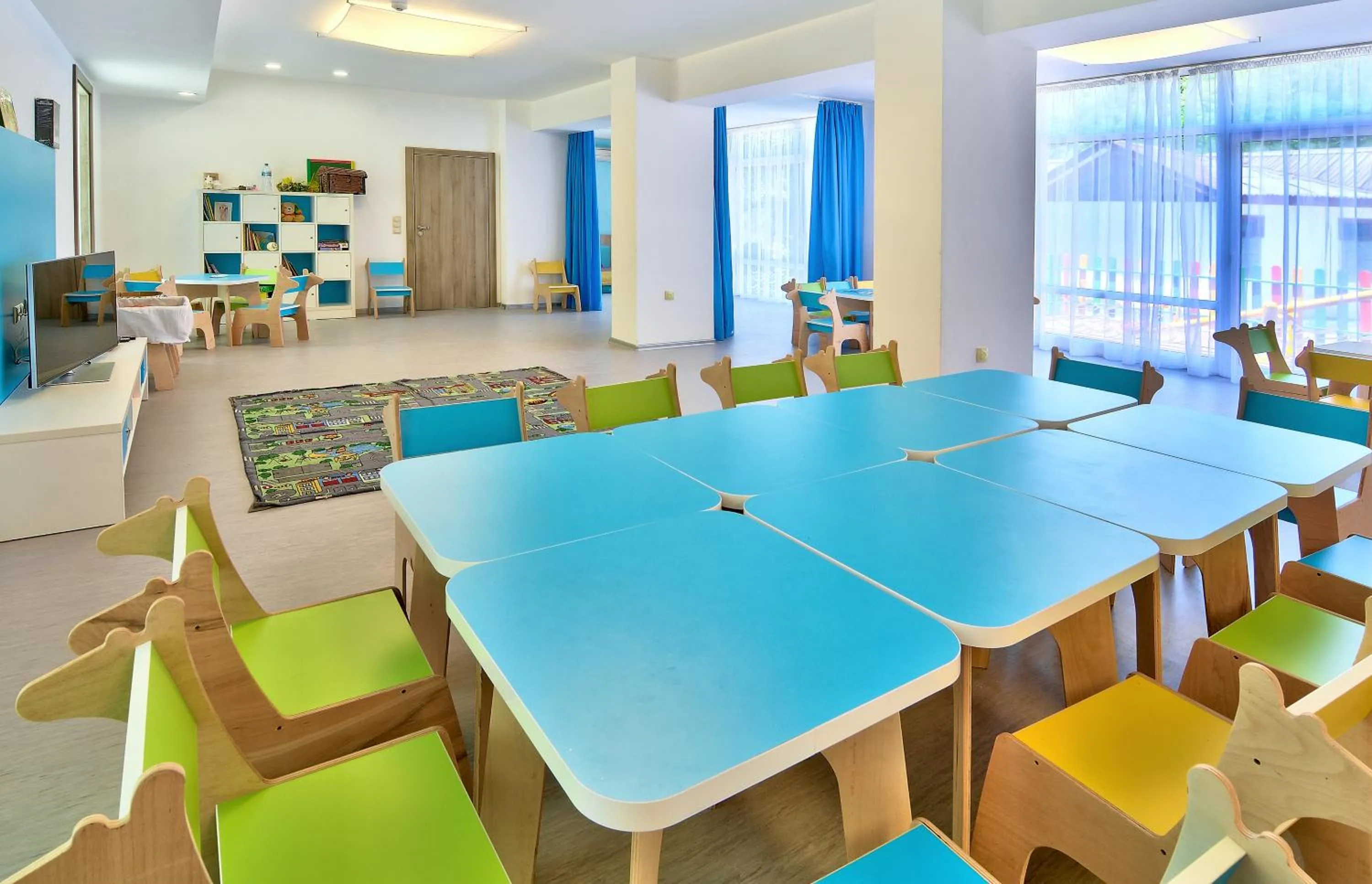 Communal lounge/ TV room in Hotel Ralitsa Aquaclub - All Inclusive plus Aquapark