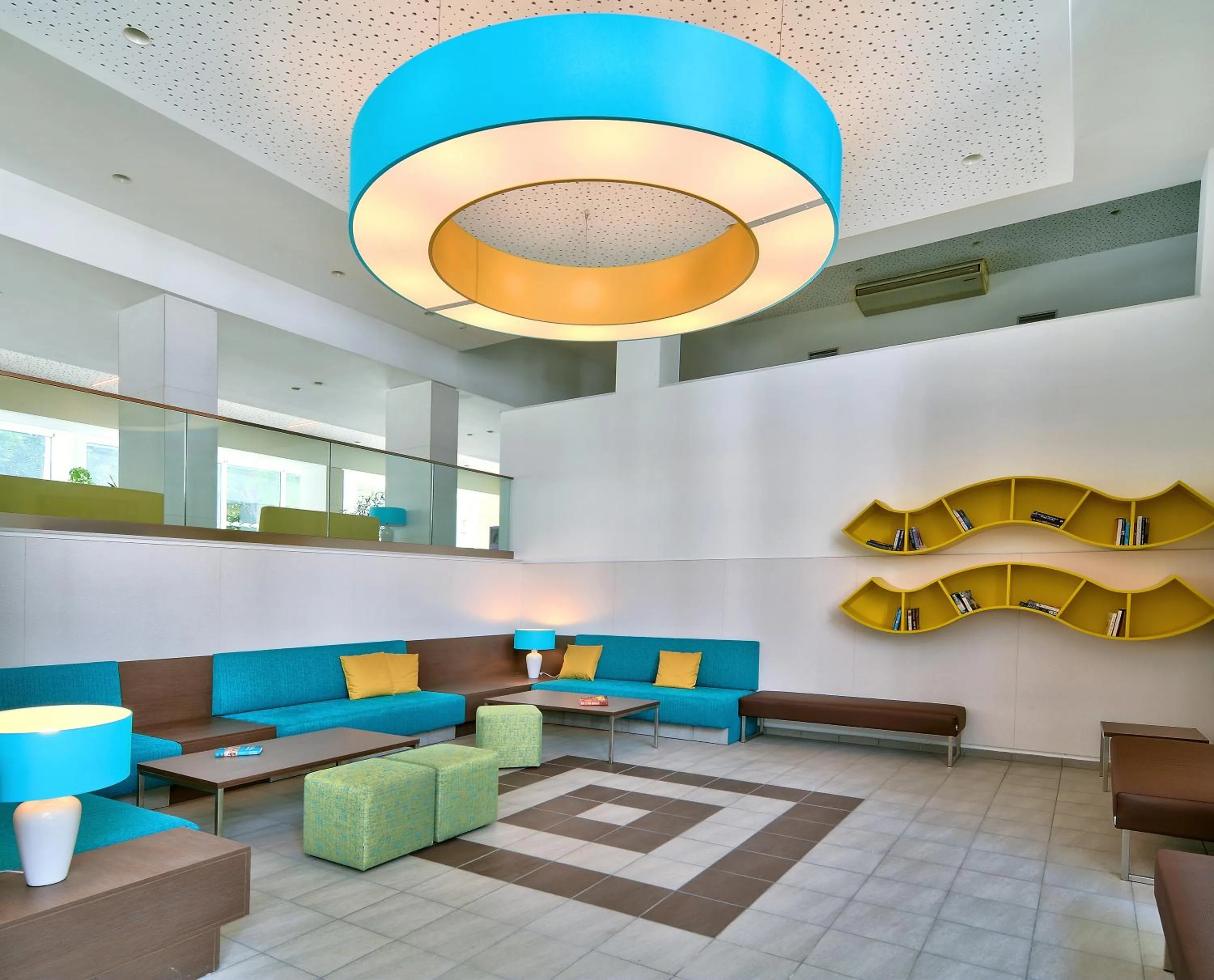 Communal lounge/ TV room in Hotel Ralitsa Aquaclub - All Inclusive plus Aquapark