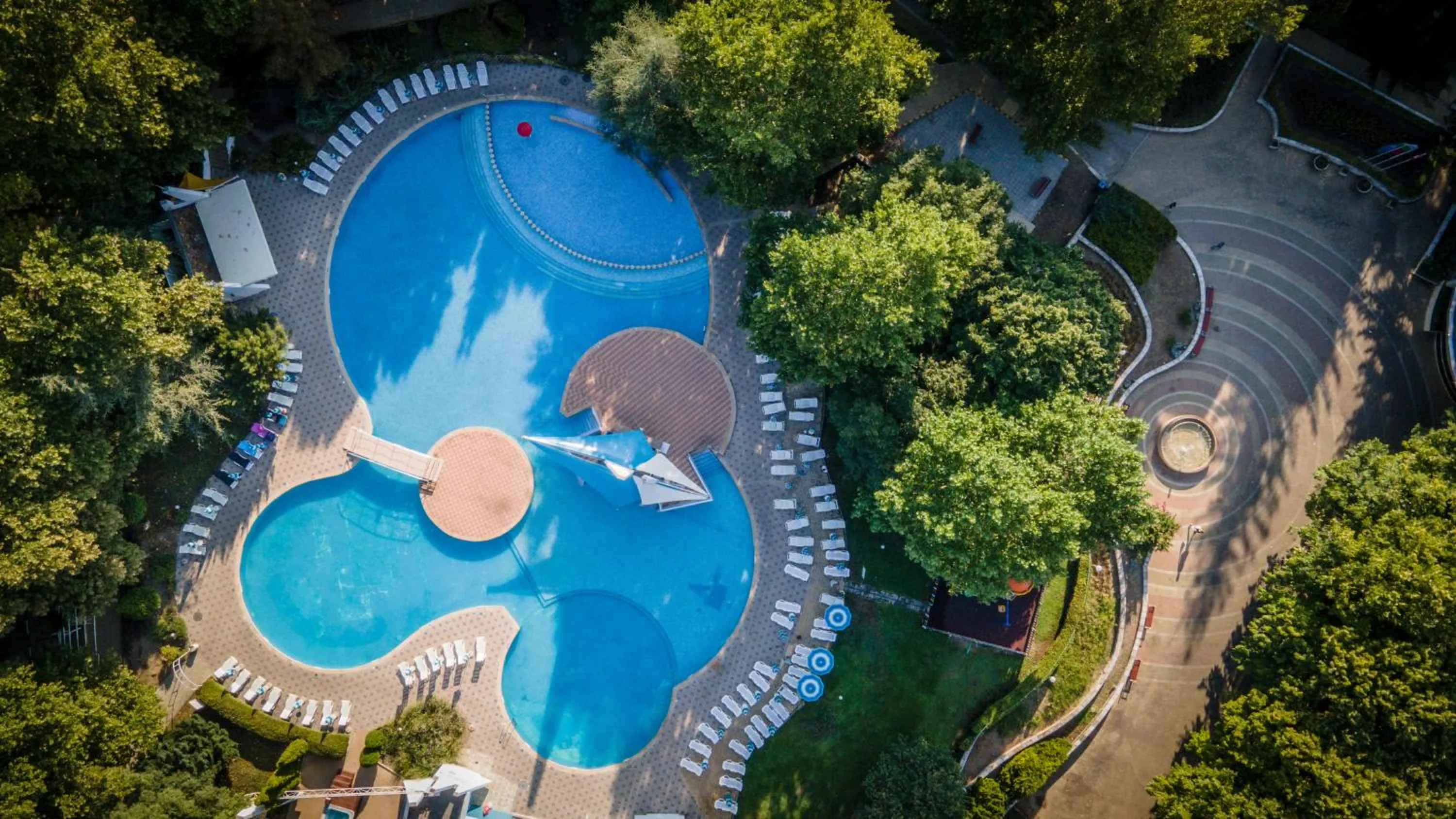 Swimming pool in Hotel Ralitsa Aquaclub - All Inclusive plus Aquapark