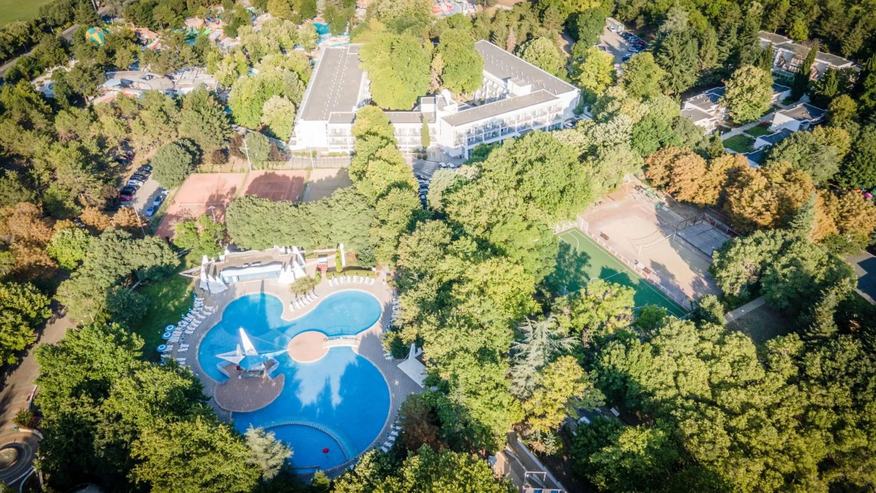 Swimming pool in Hotel Ralitsa Aquaclub - All Inclusive plus Aquapark