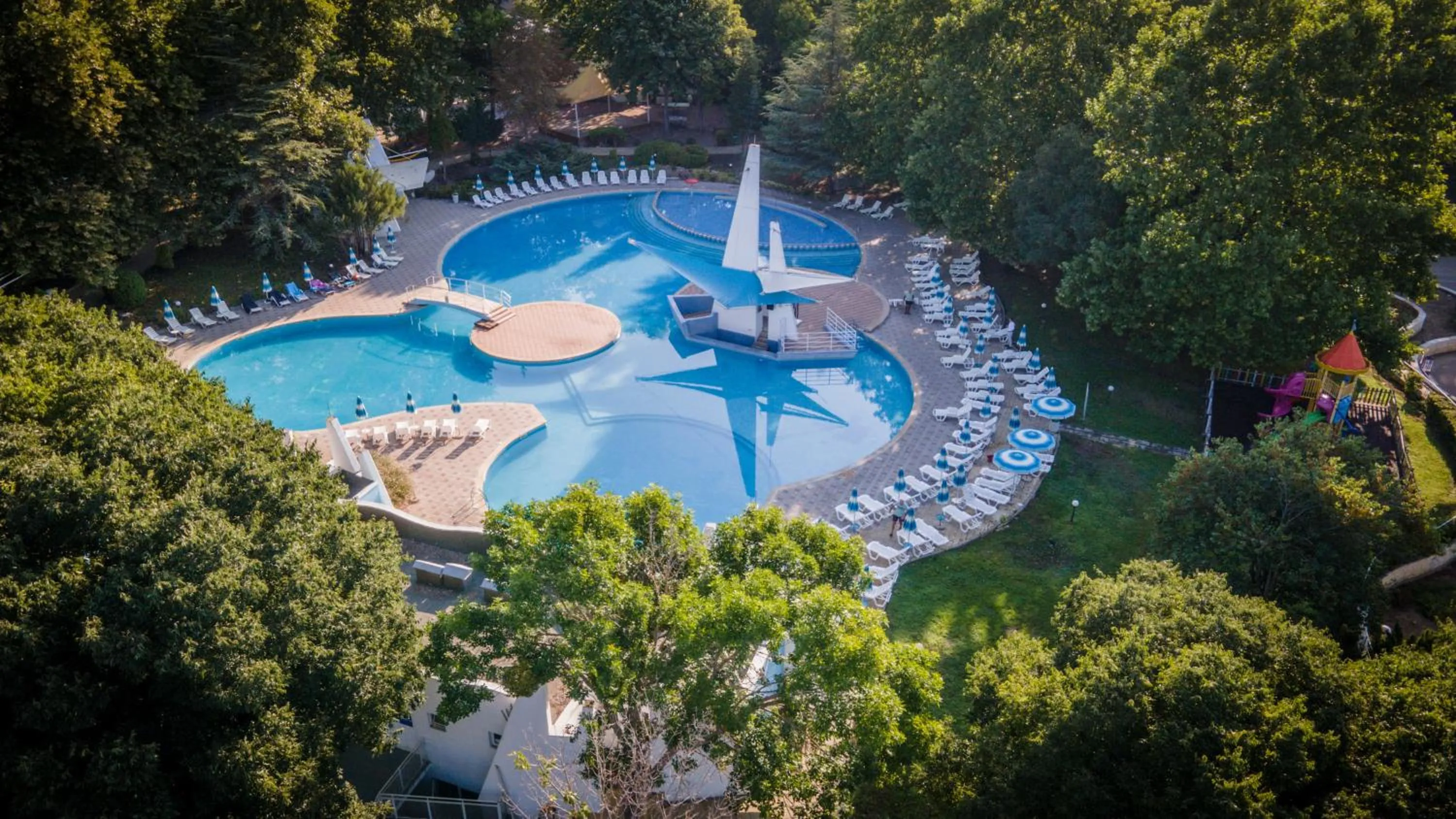 Swimming pool in Hotel Ralitsa Aquaclub - All Inclusive plus Aquapark
