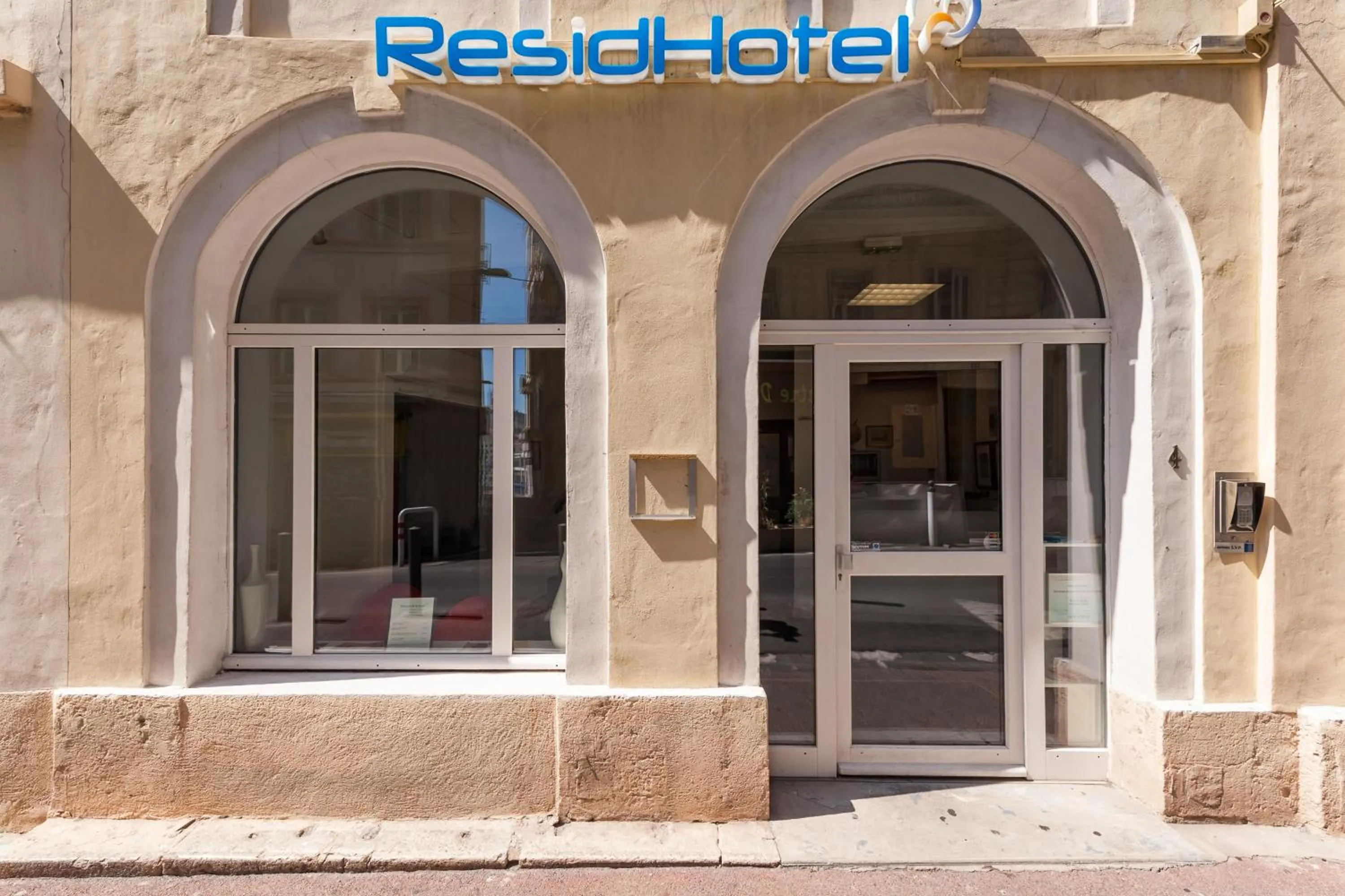 Facade/entrance in Residhotel Vieux Port