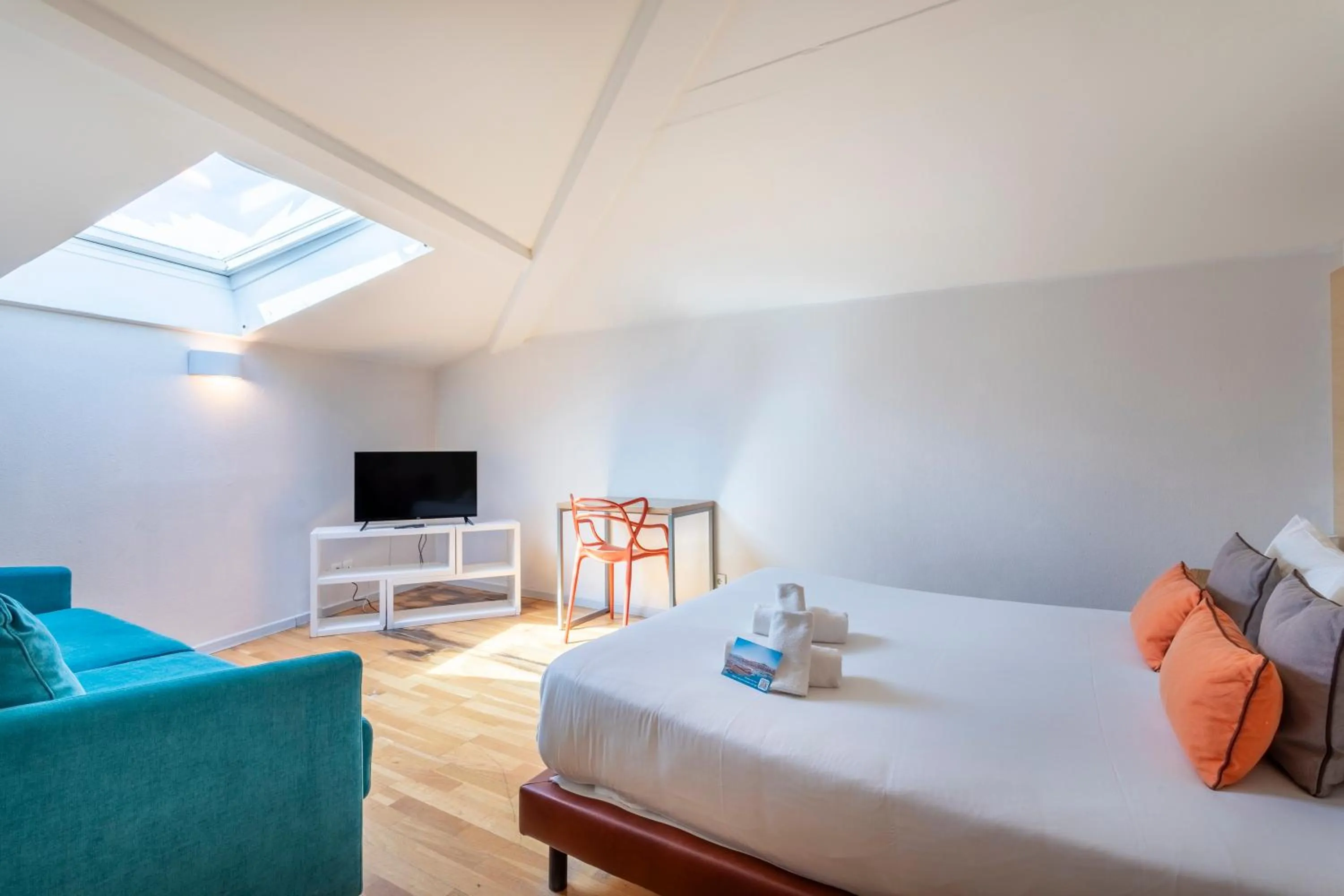 Bed in Residhotel Vieux Port