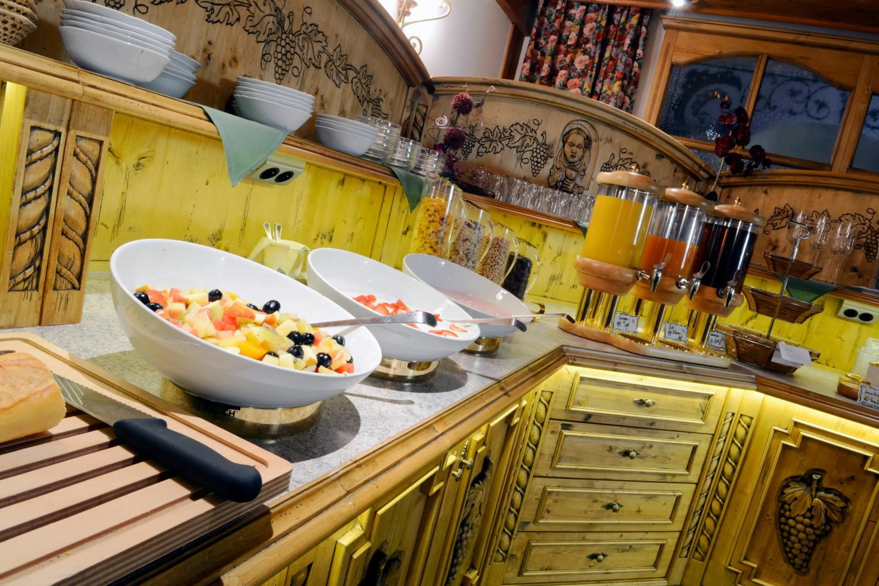 Restaurant/places to eat in Hotel Gondel