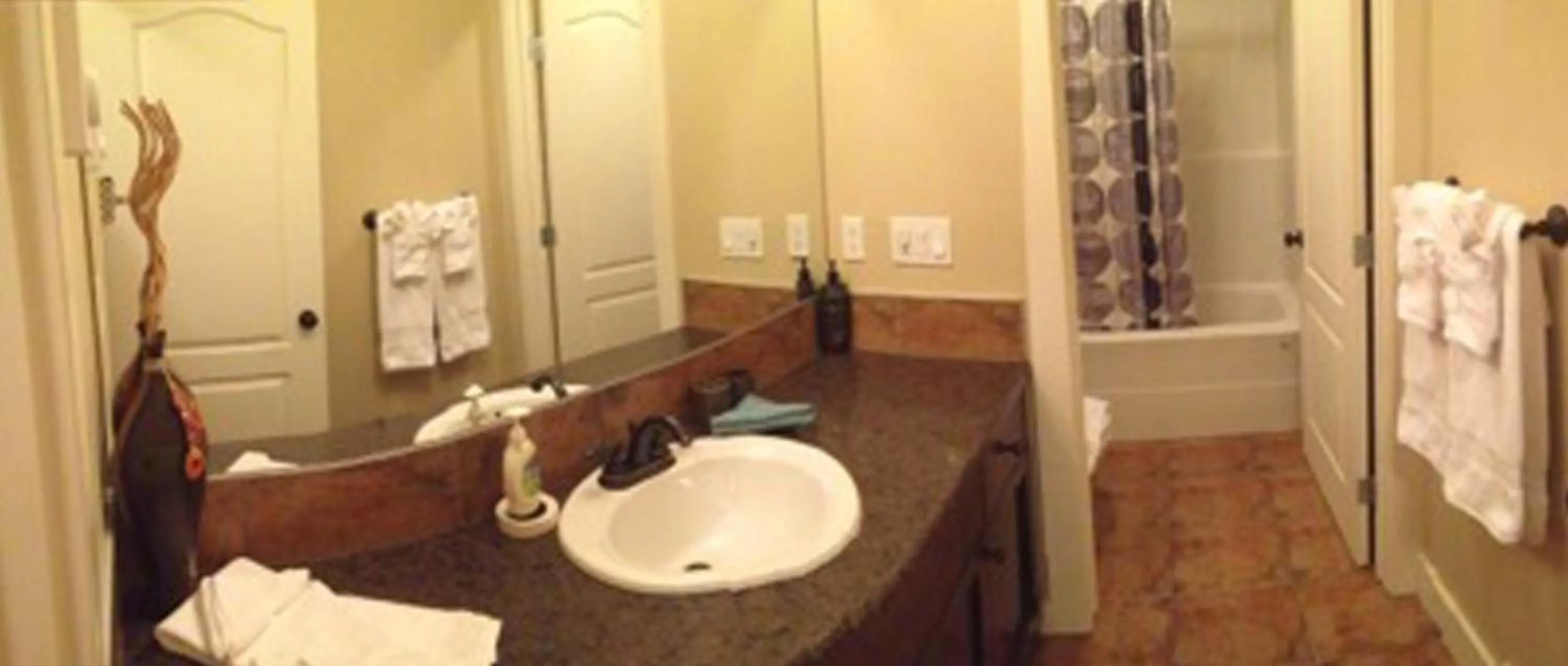 Bathroom in Mountain View Radium Condo - Copper Horn Village