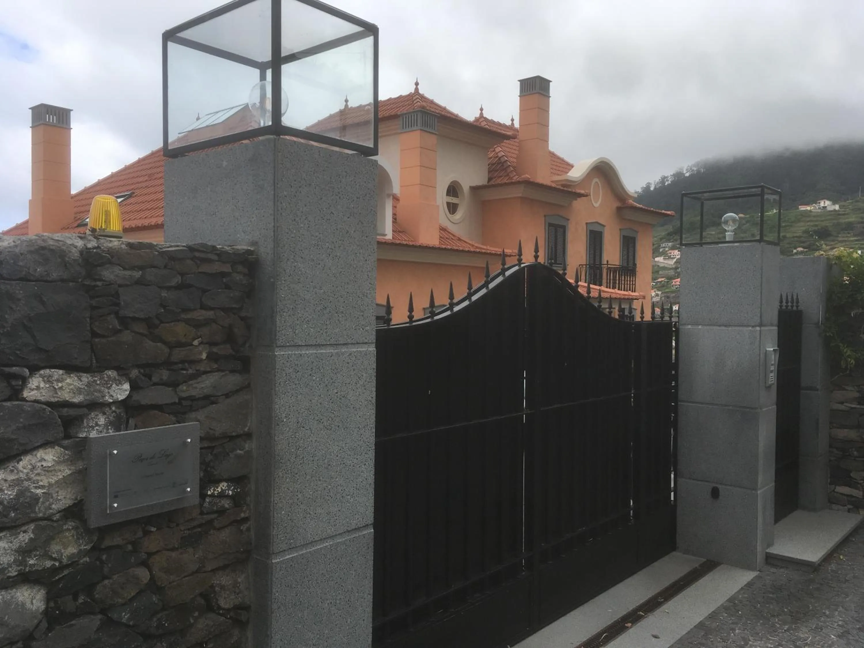 Street view in Quinta Paços do Lago