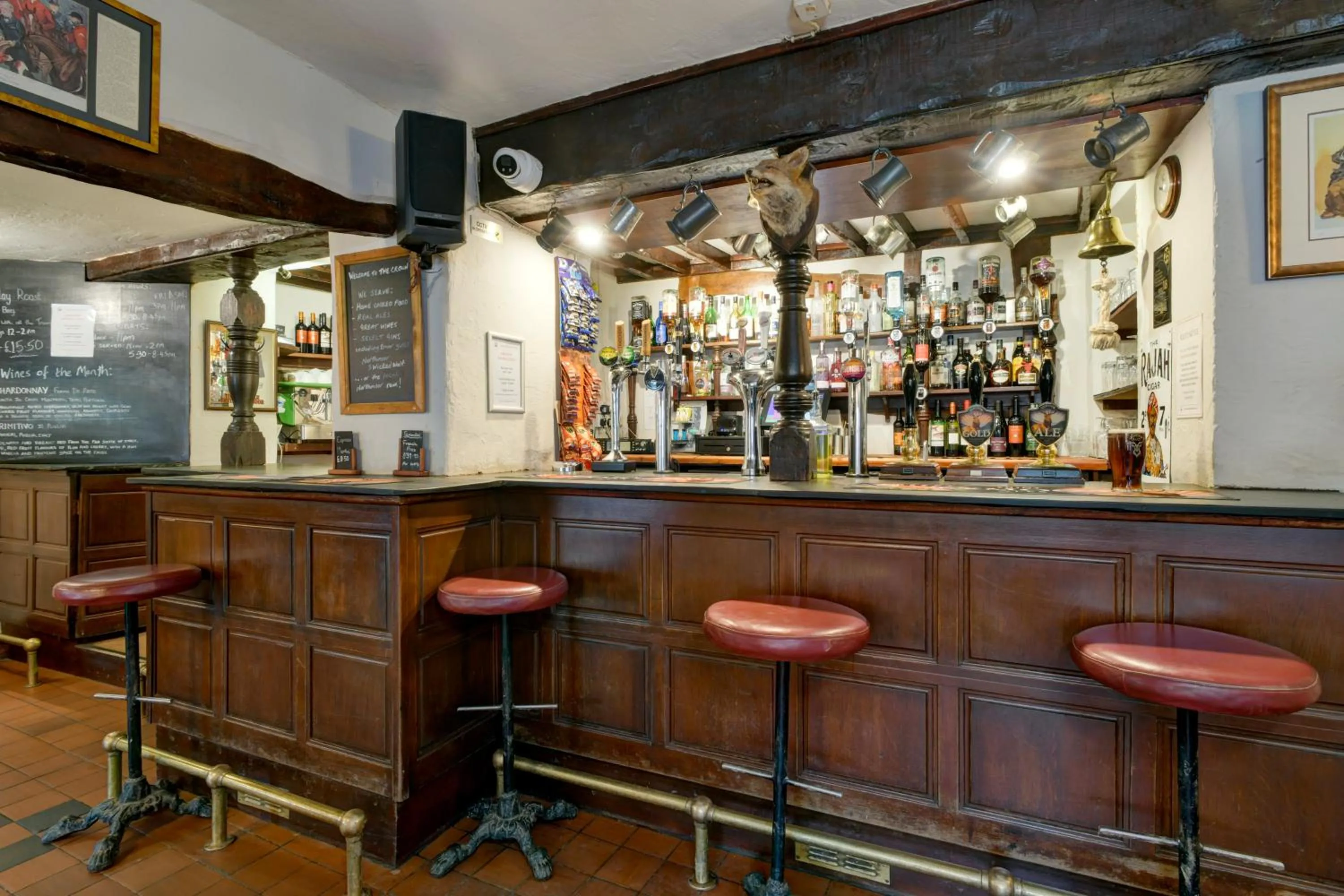 Lounge or bar in The Crown Hotel