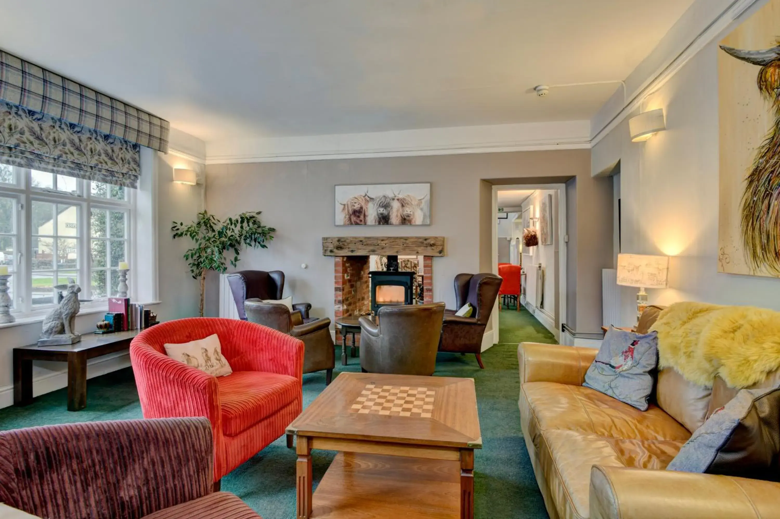 Lounge or bar in The Crown Hotel Lounge or bar in The Crown Hotel