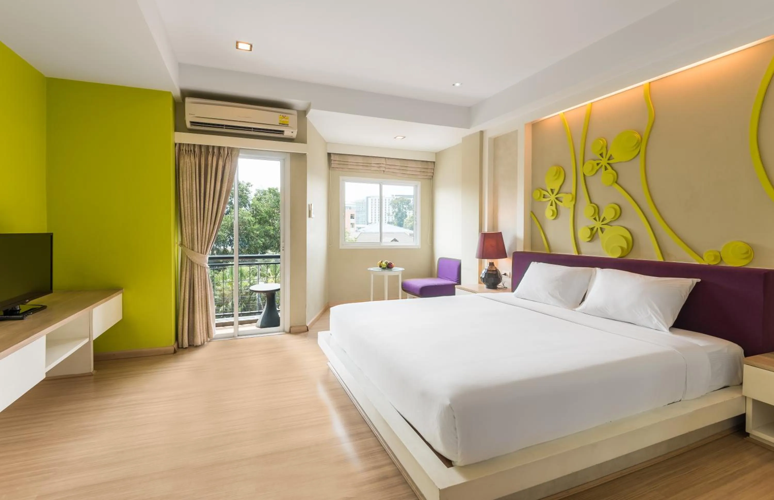 Bed in Lantana Pattaya - SHA Extra Plus