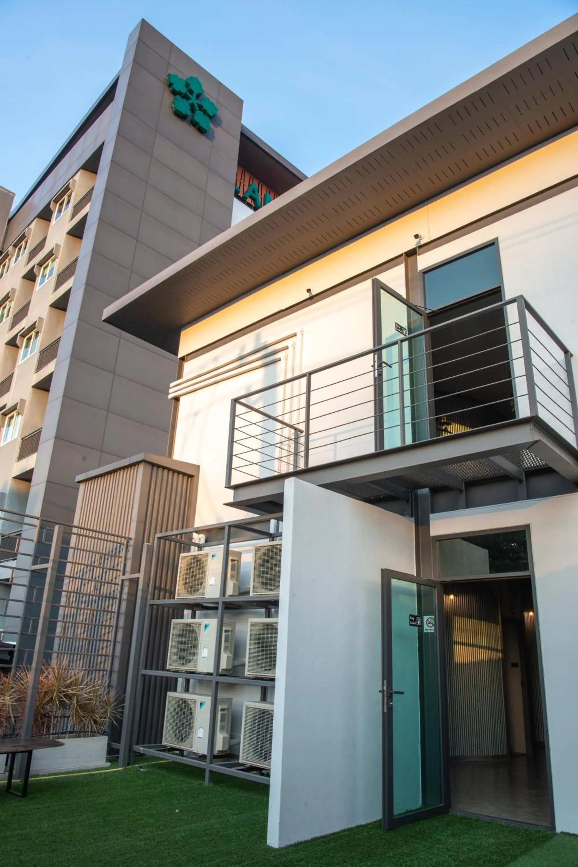 Property building in Lantana Pattaya - SHA Extra Plus