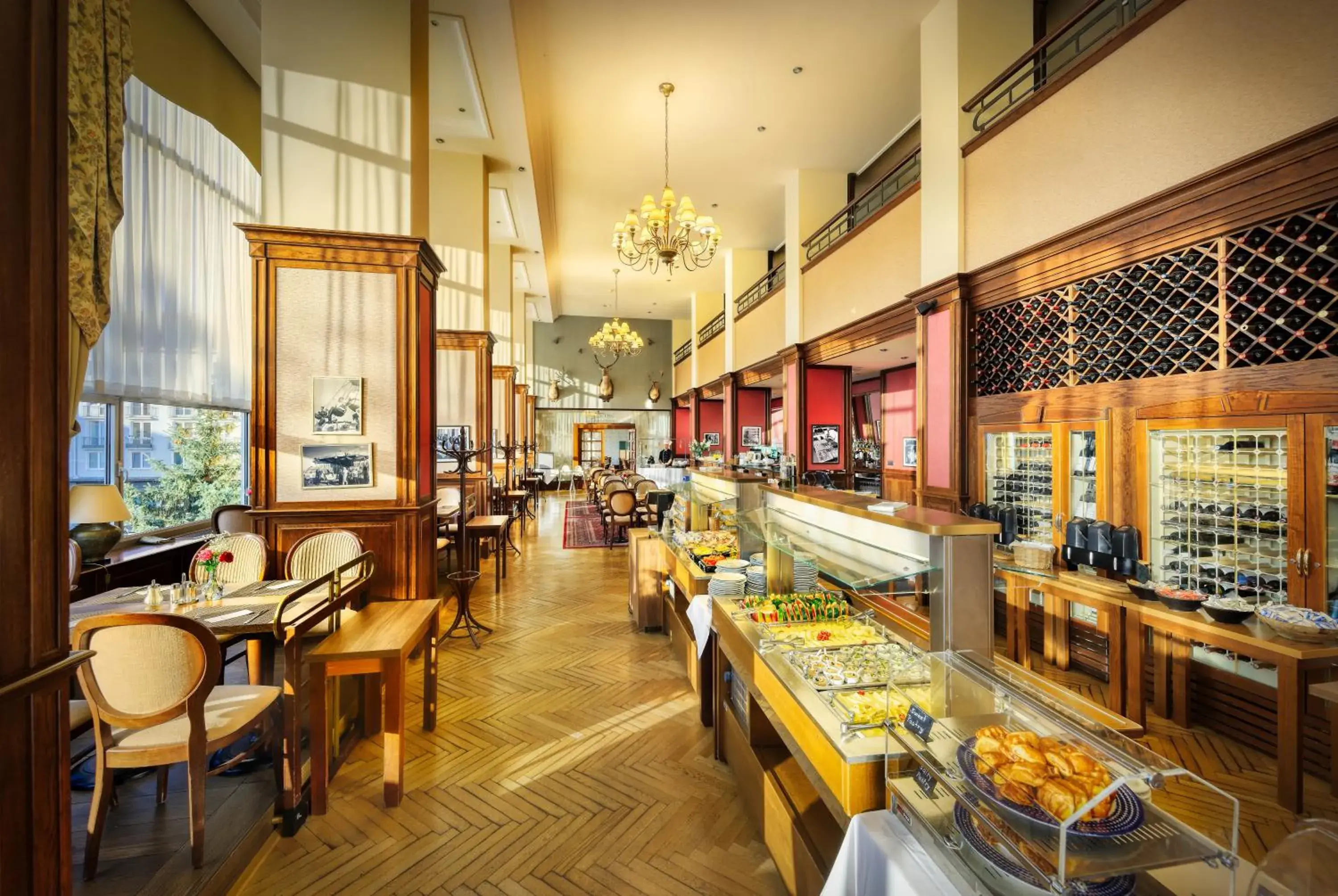 Restaurant/places to eat in Apollo Hotel Bratislava Restaurant/places to eat in Apollo Hotel Bratislava