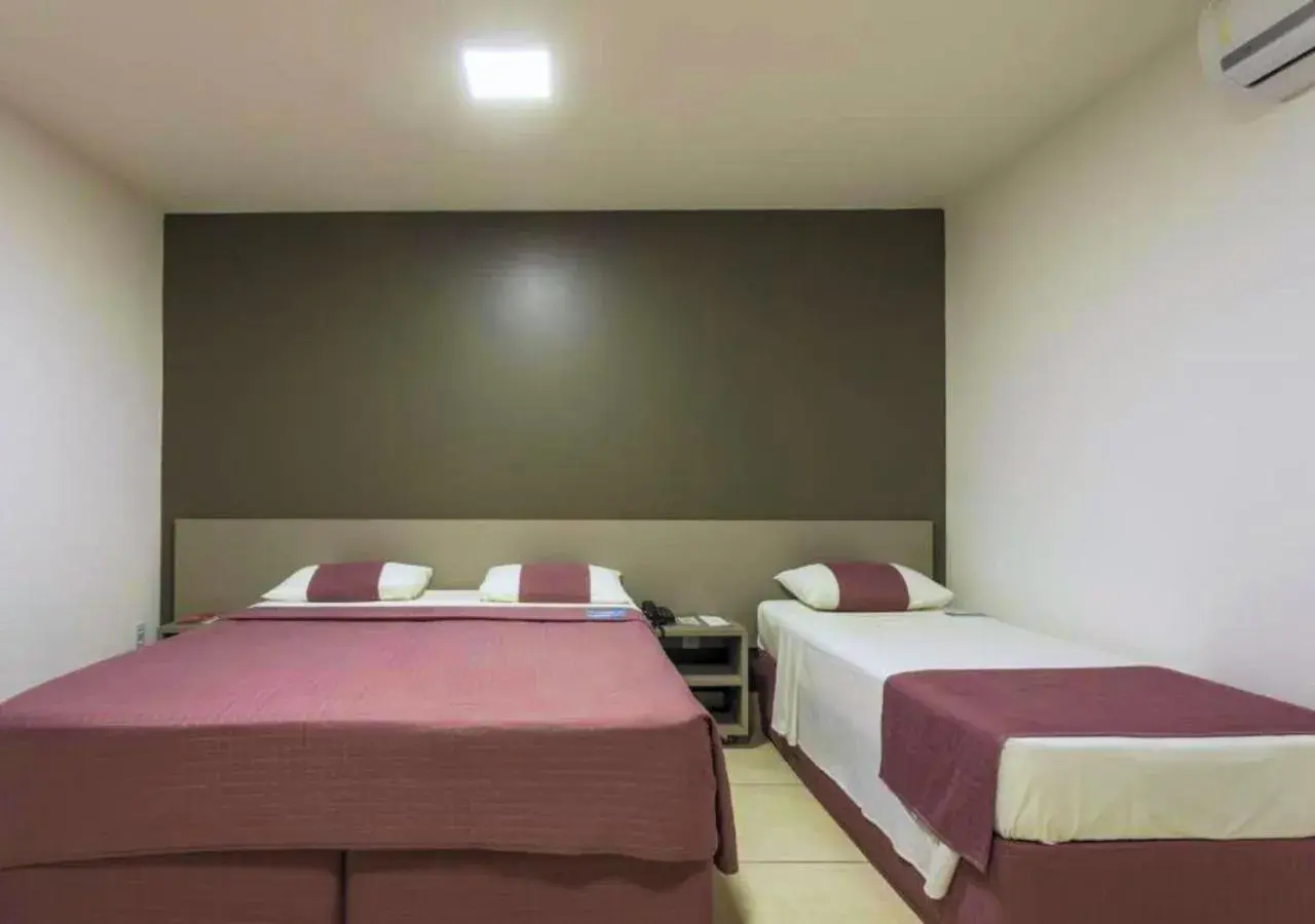 Bed in Nord Easy Patos Bed in Nord Easy Patos