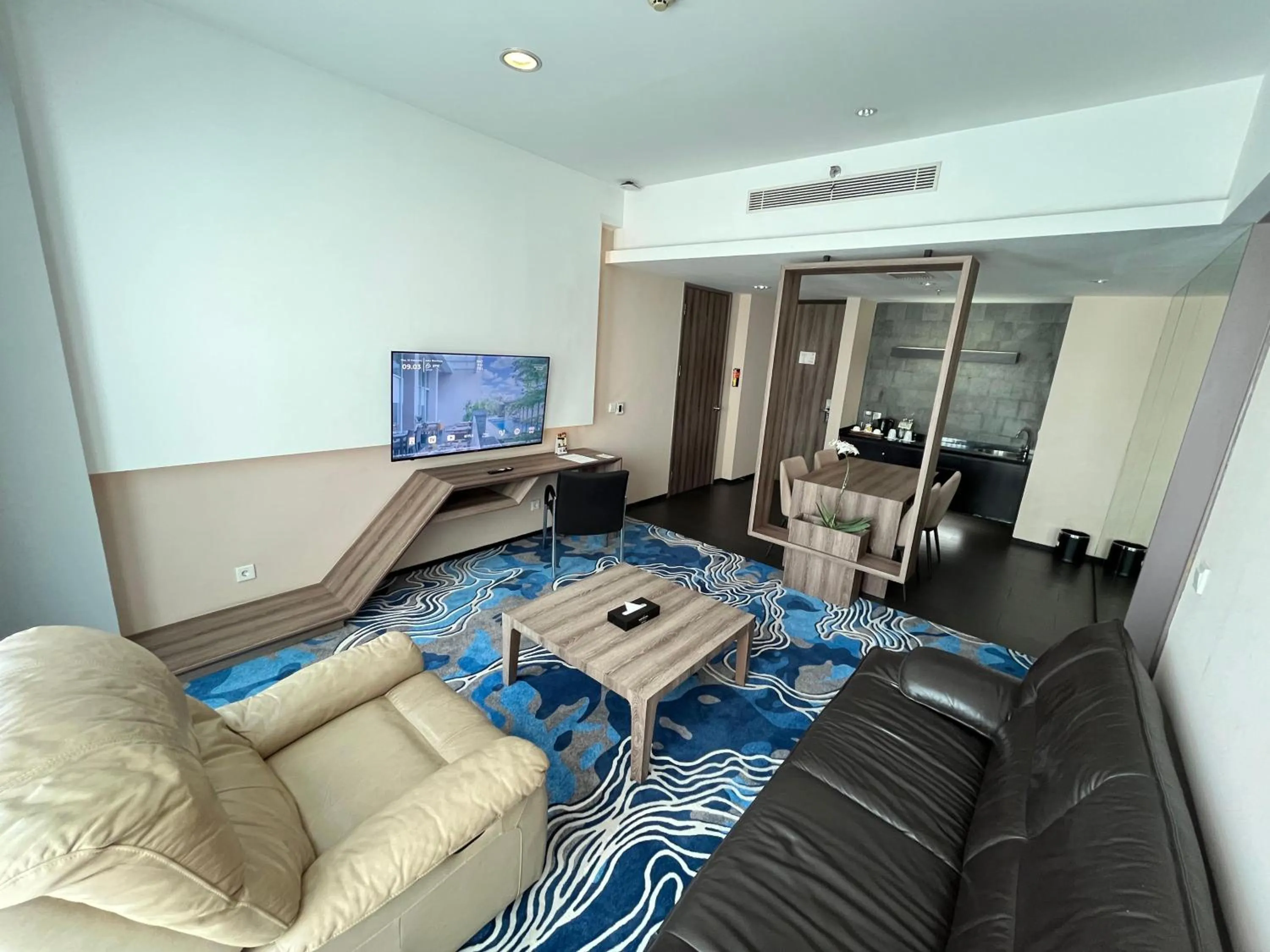 TV and multimedia in Novotel Bandung