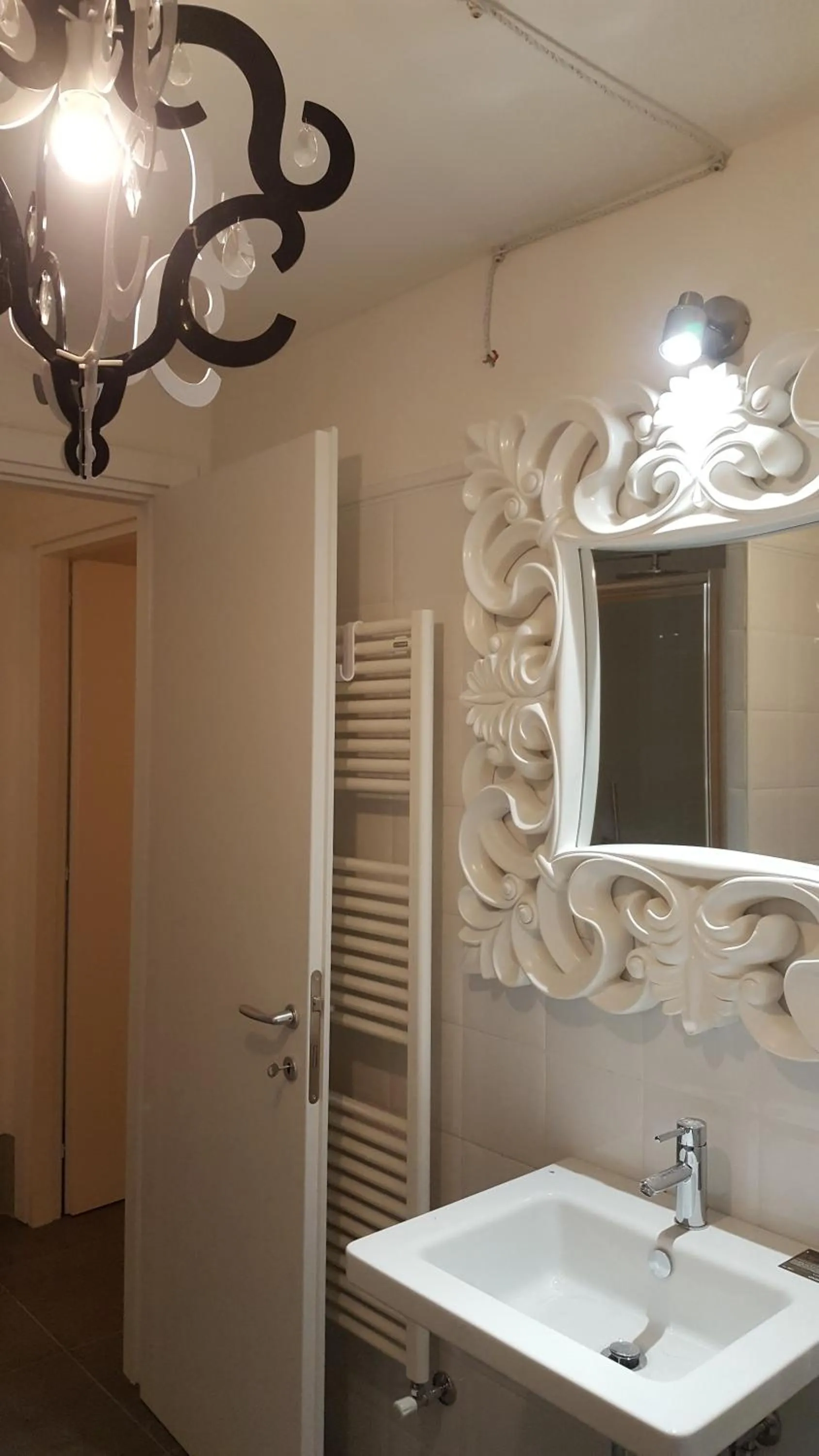 Bathroom in Sweet Tuscany