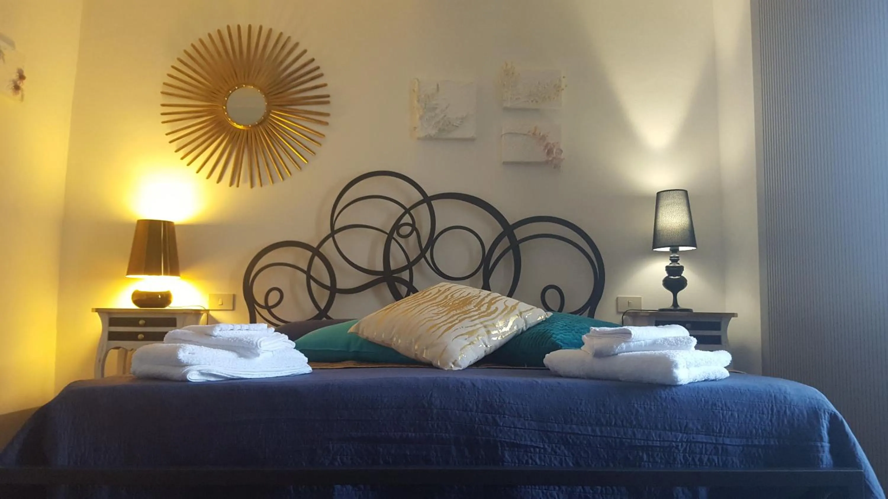 Photo of the whole room, Bed in Sweet Tuscany