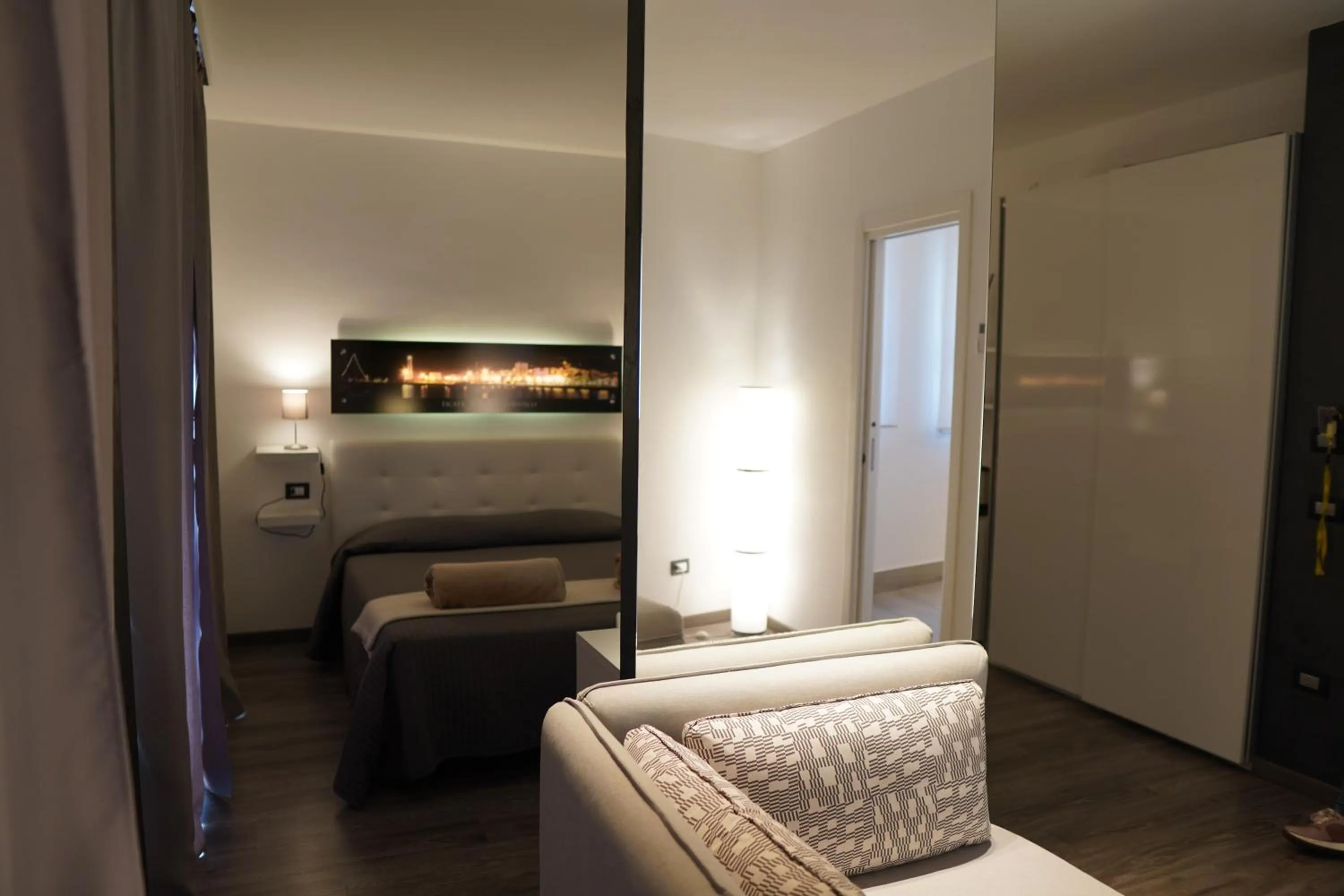 Seating area, Bed in NicaDomus B&B