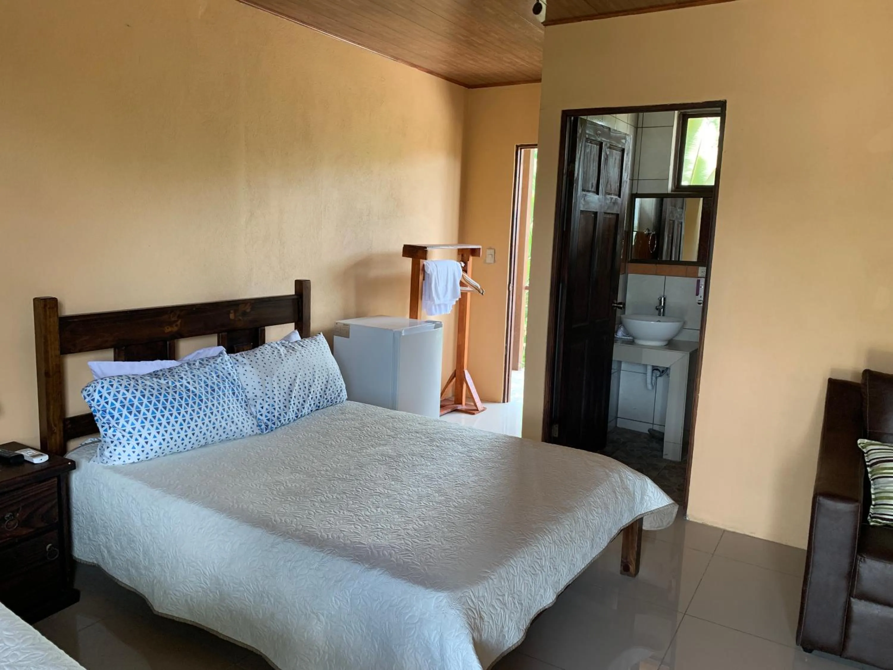 Bed in Aunty Arenal Lodge