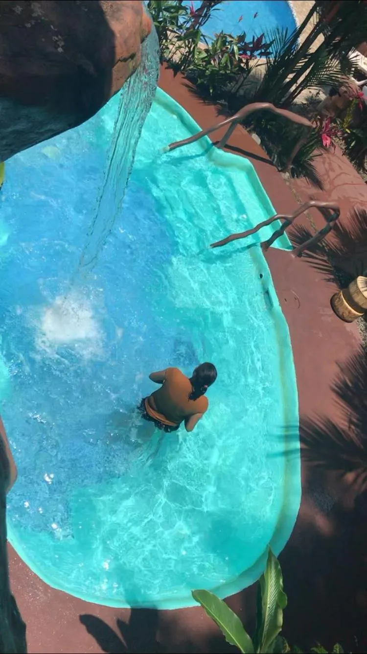 Swimming pool in Aunty Arenal Lodge