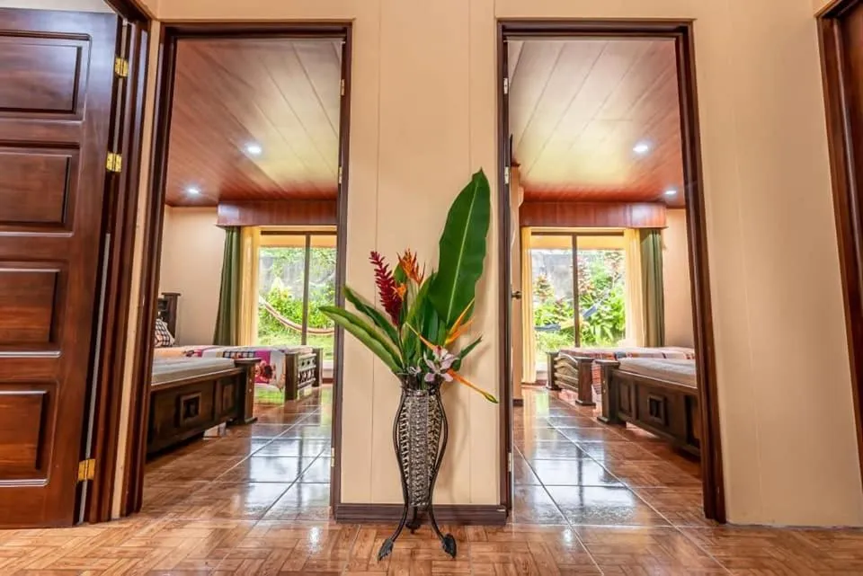 Bed in Aunty Arenal Lodge