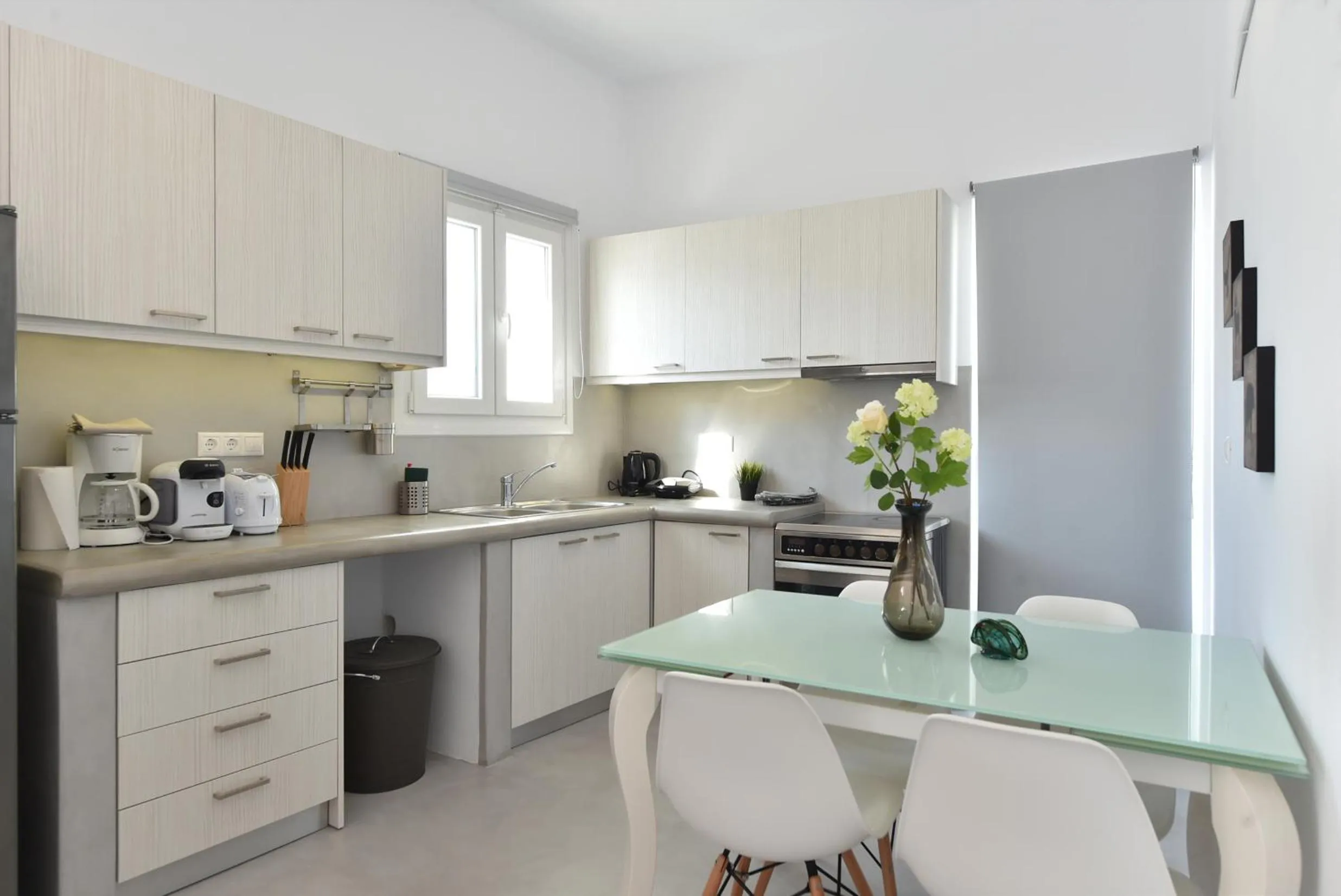 Kitchen or kitchenette in The Local House