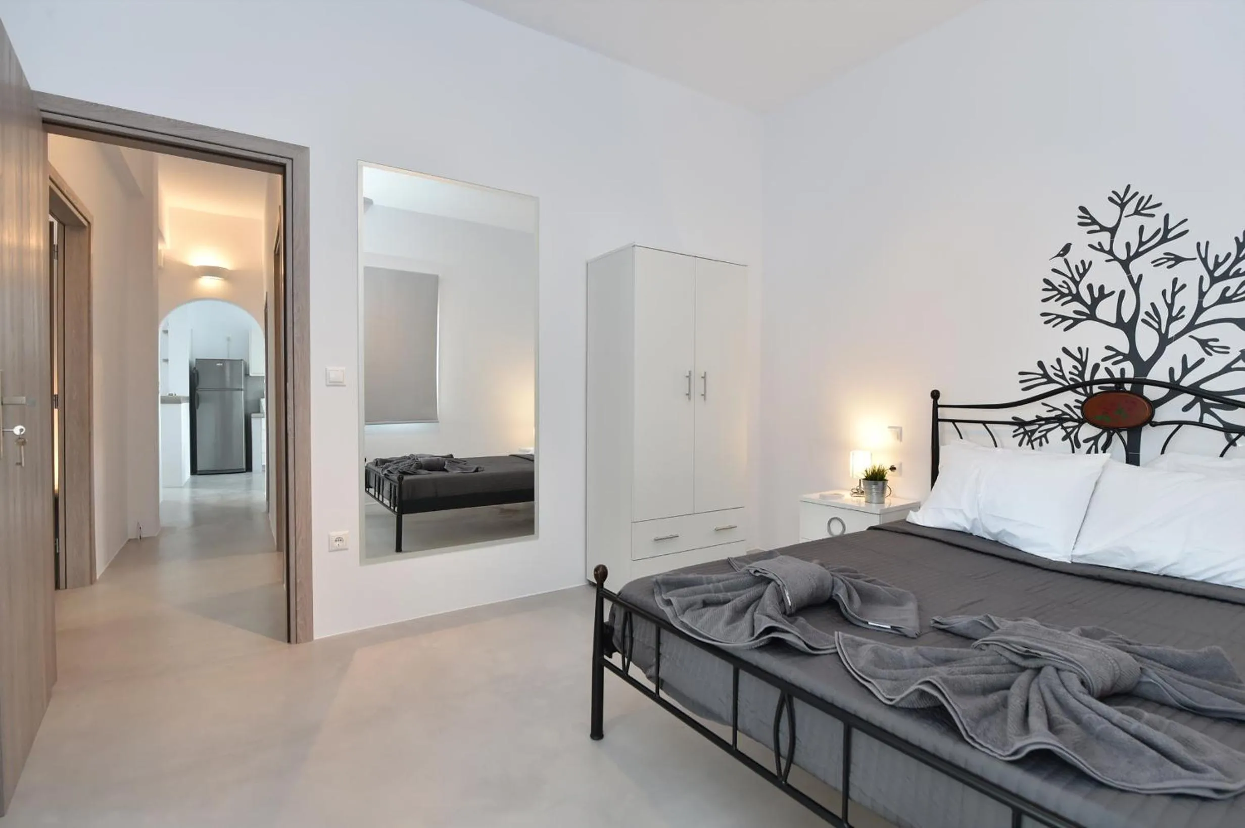Bedroom, Bed in The Local House