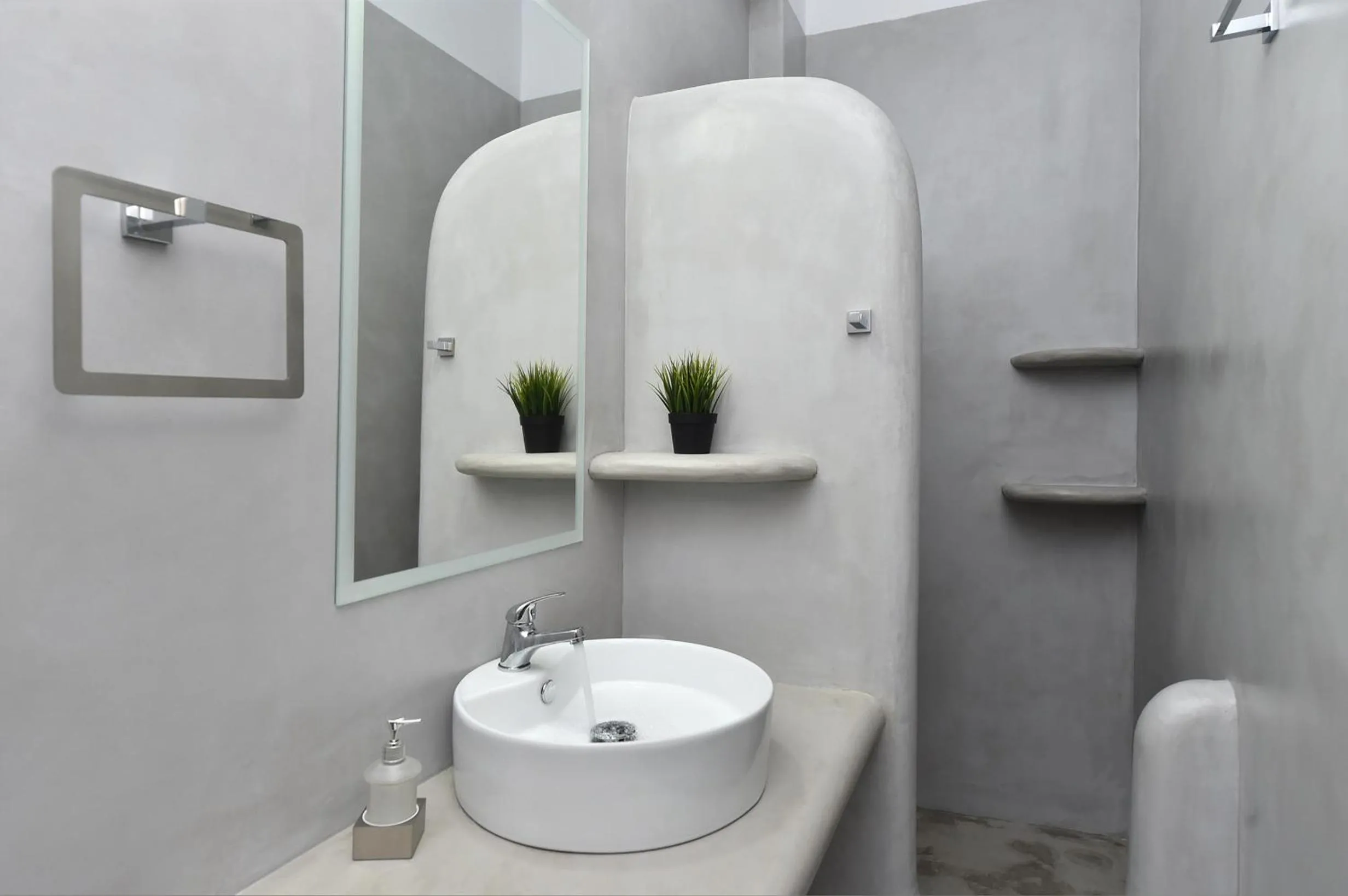 Toilet in The Local House
