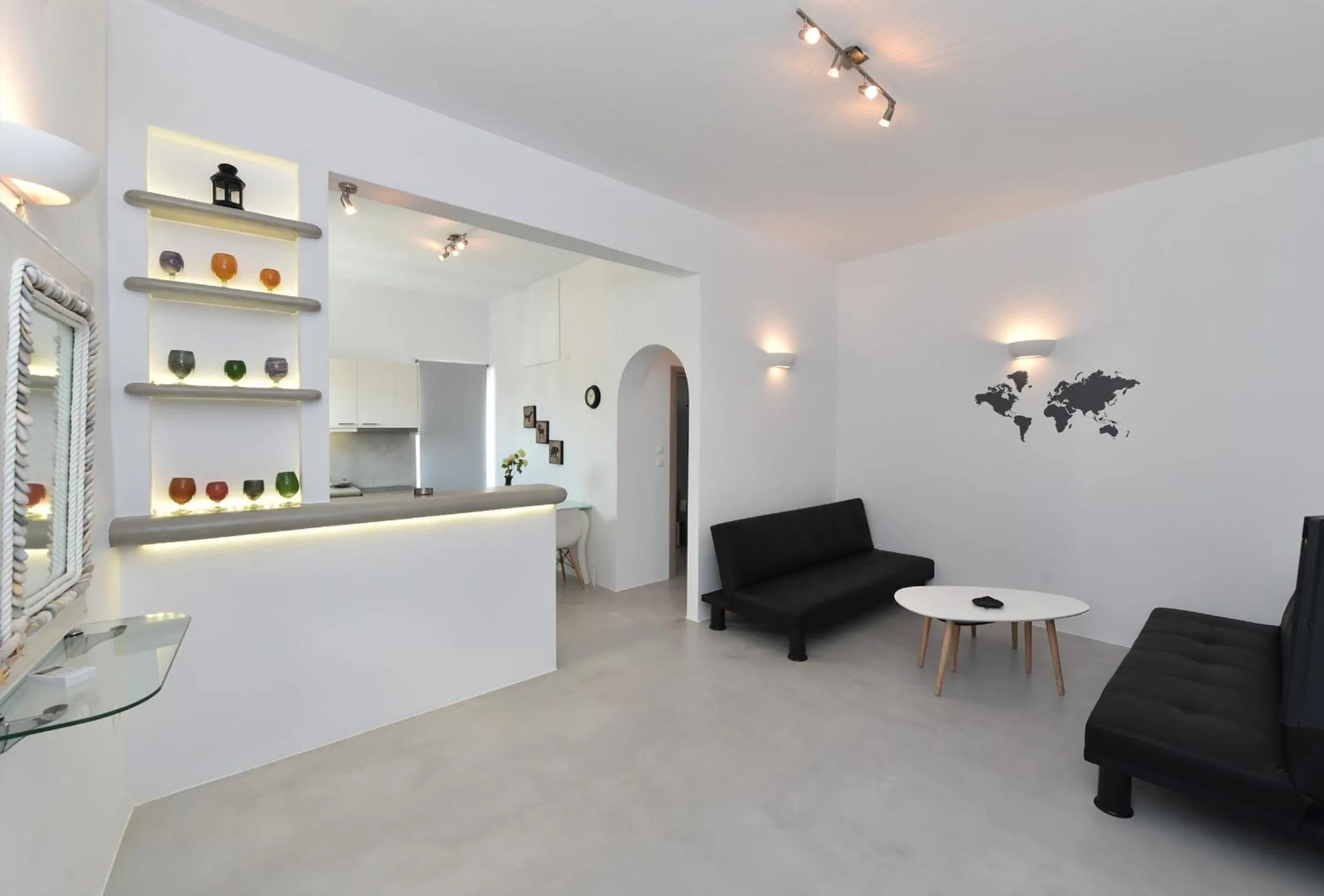 Communal lounge/ TV room in The Local House