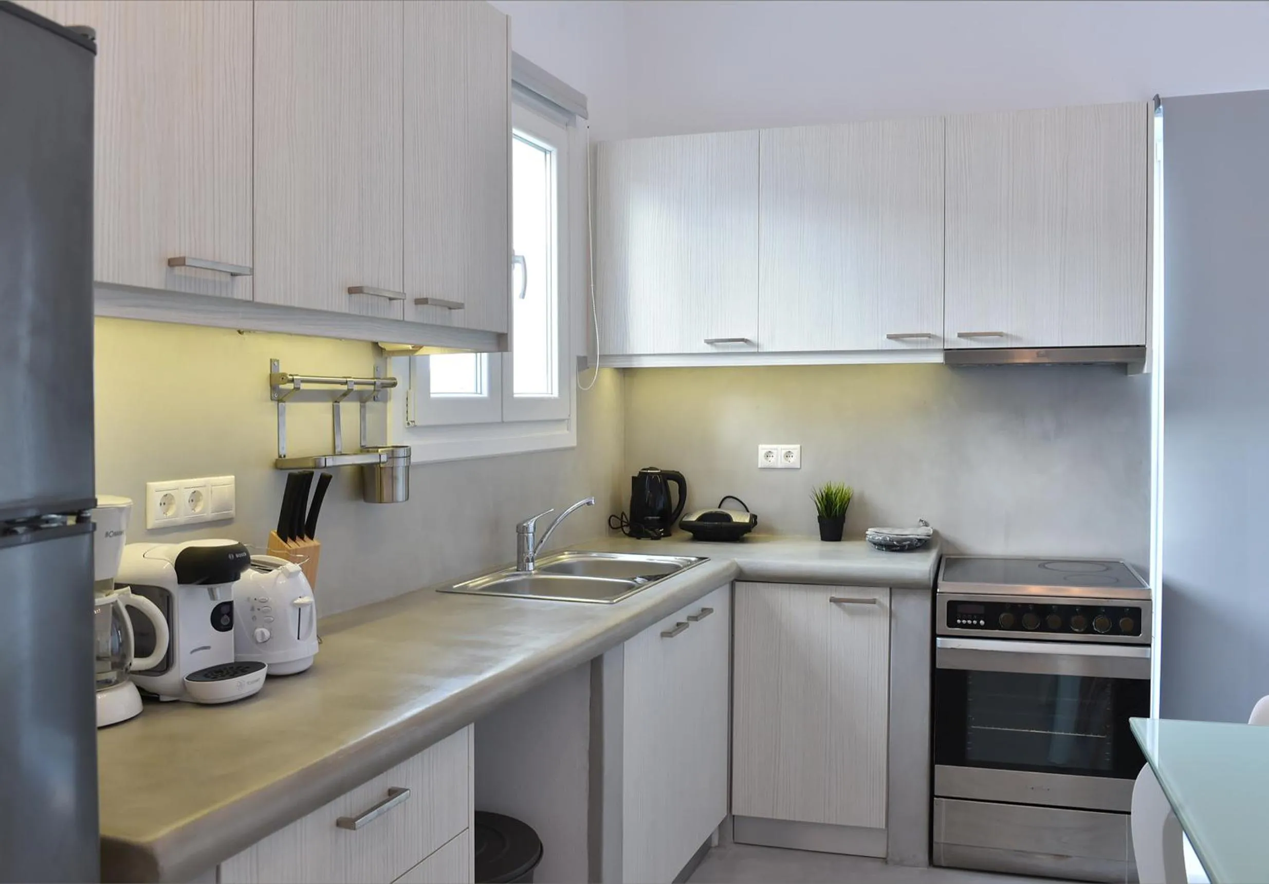 Kitchen or kitchenette in The Local House