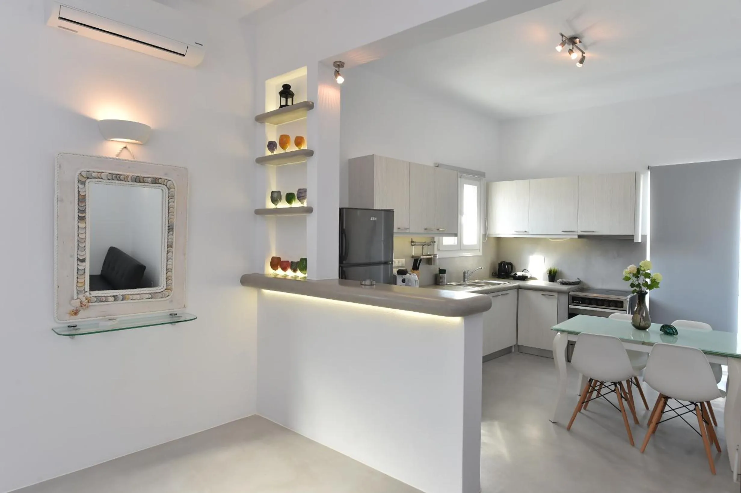 Kitchen or kitchenette in The Local House