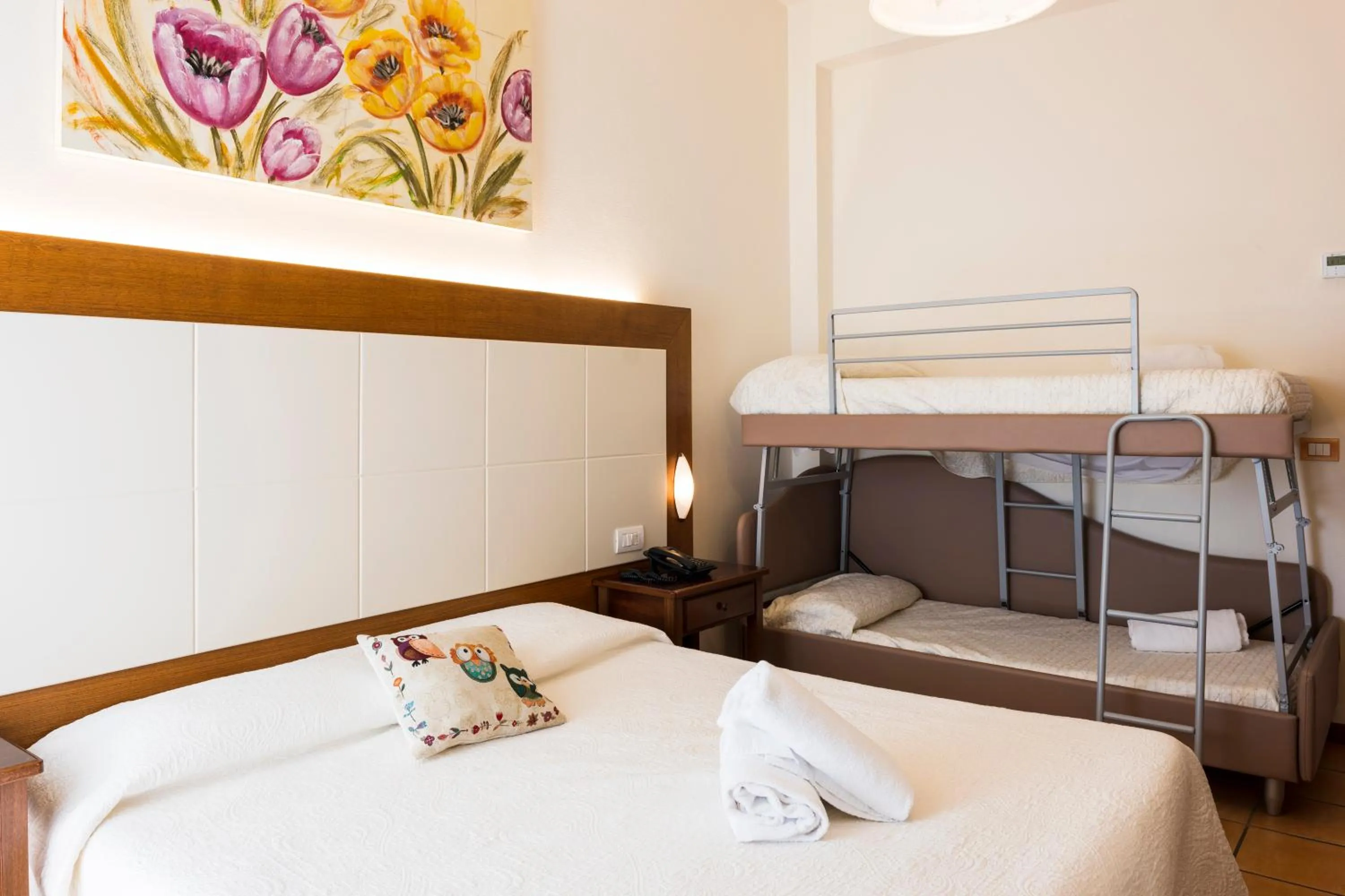 Bedroom, Bed in Hotel Sylvia