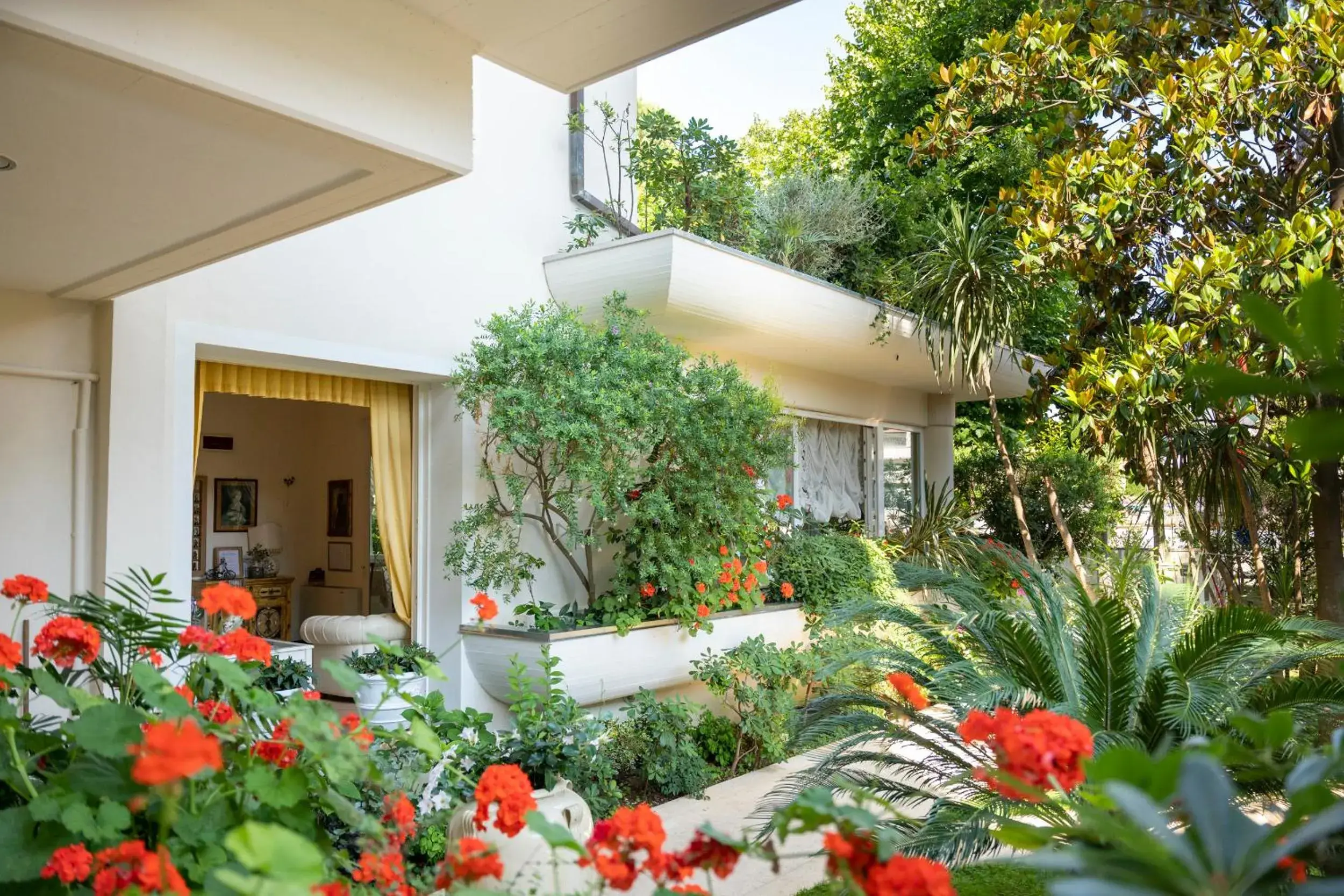 Facade/entrance in Hotel Sylvia Facade/entrance in Hotel Sylvia