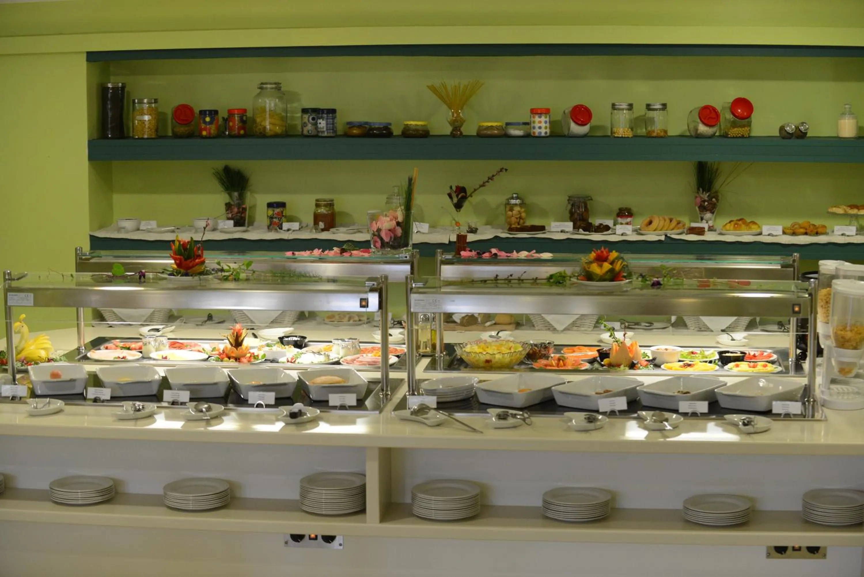 Restaurant/places to eat in Hotel Do Campo