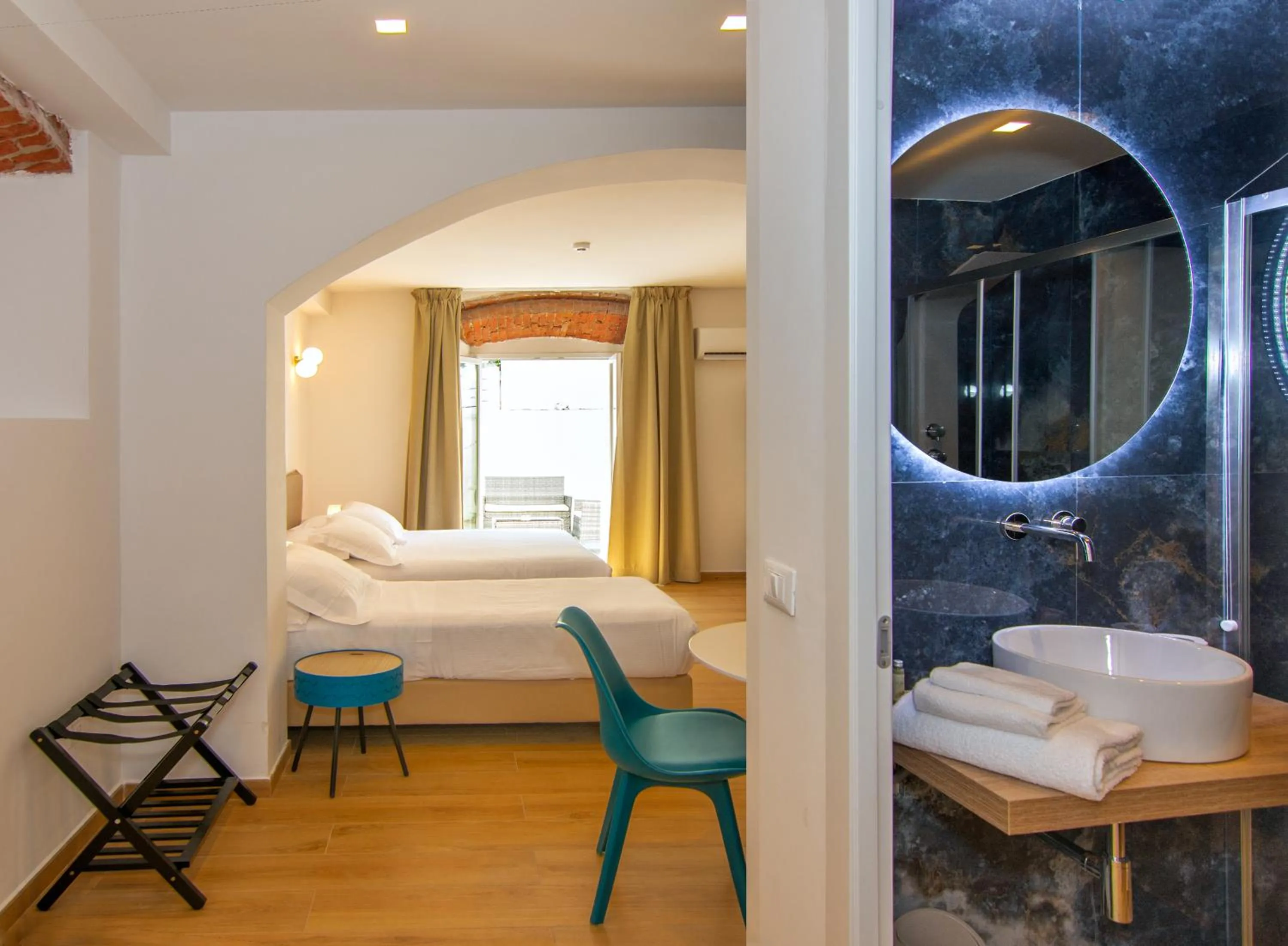 Photo of the whole room, Bed in Hotel Tirreno