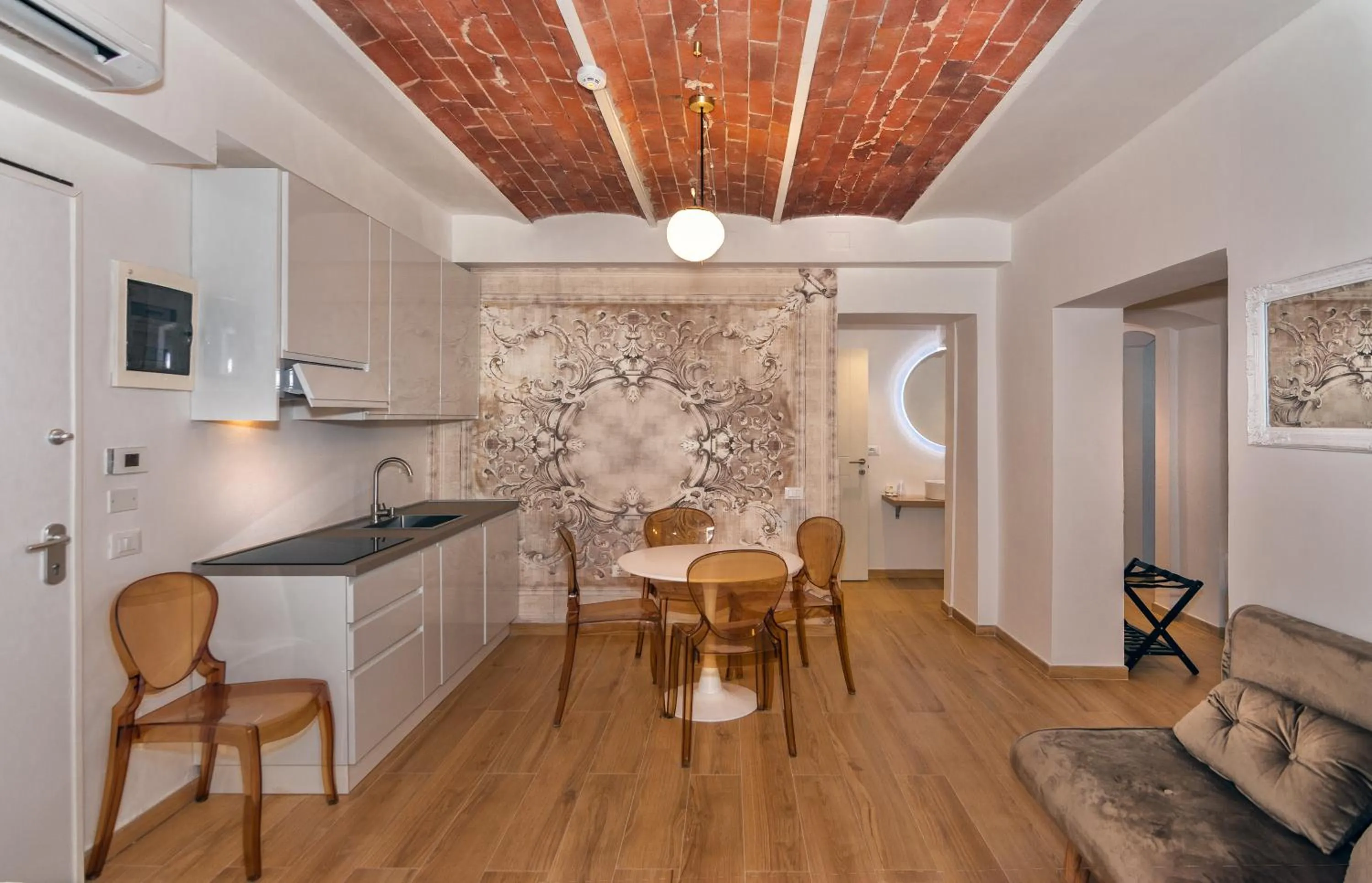 Kitchen or kitchenette in Hotel Tirreno