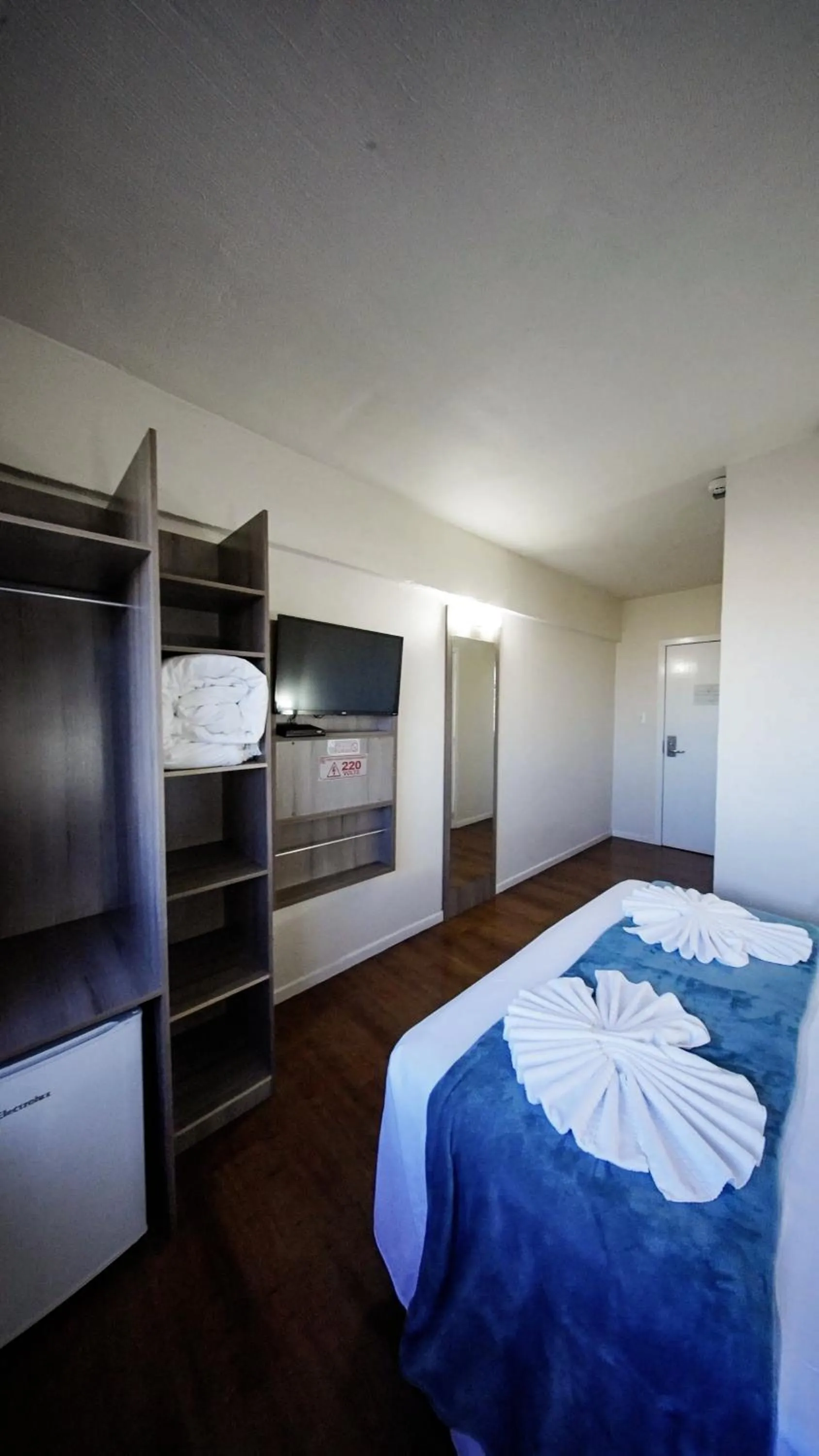 Bedroom, Bed in LH Plaza Hotel