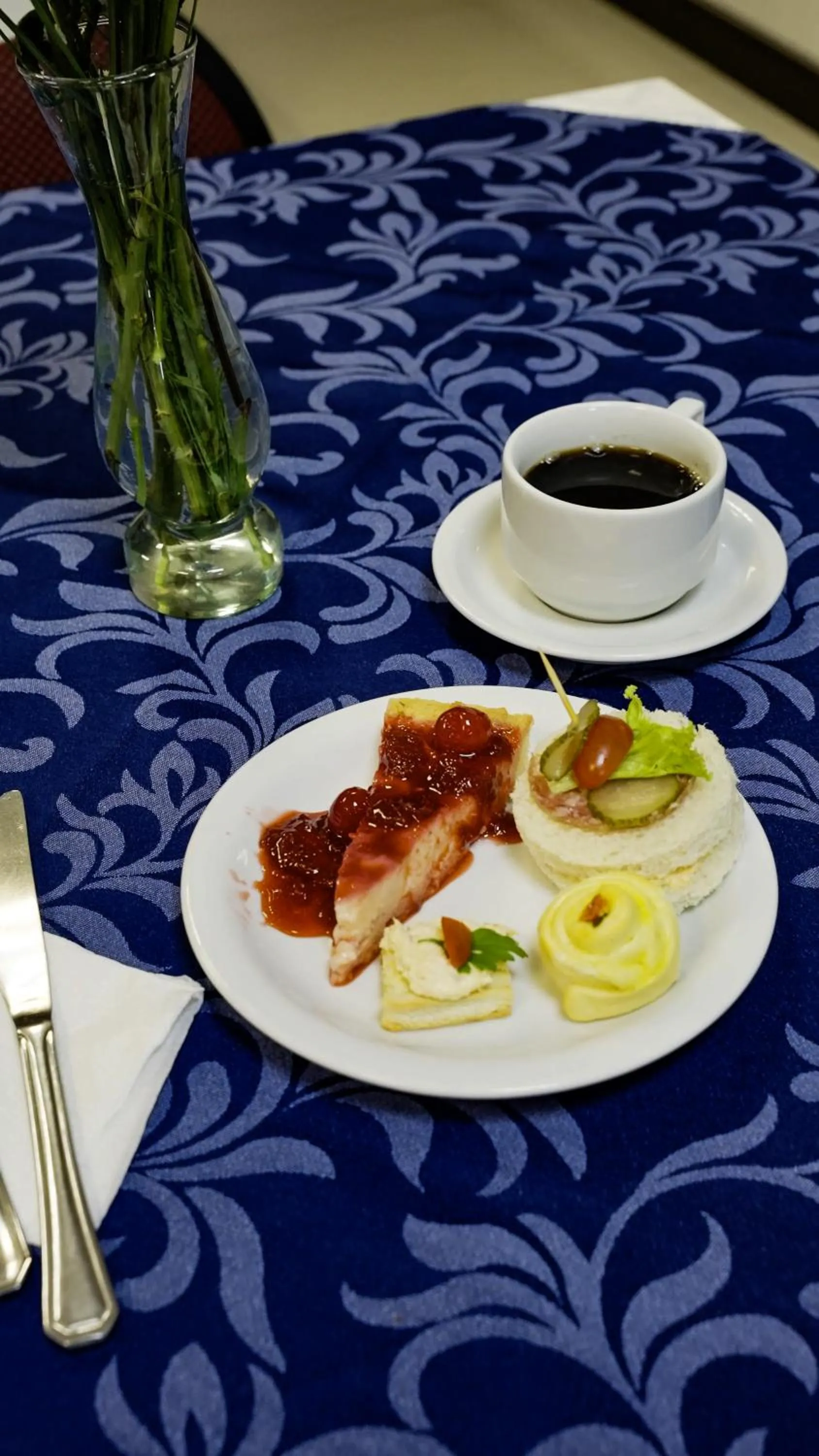 Food in LH Plaza Hotel