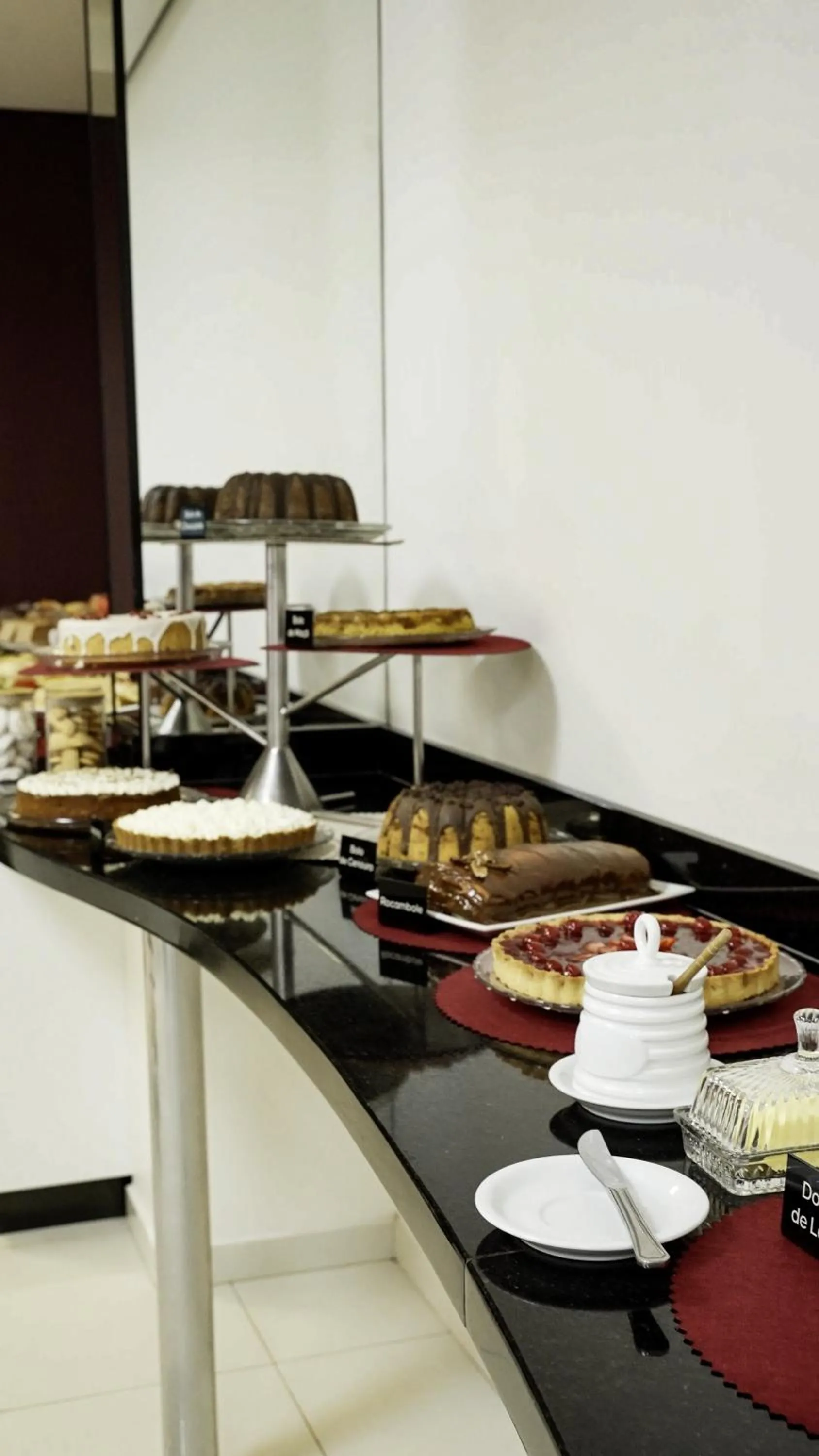 Breakfast in LH Plaza Hotel