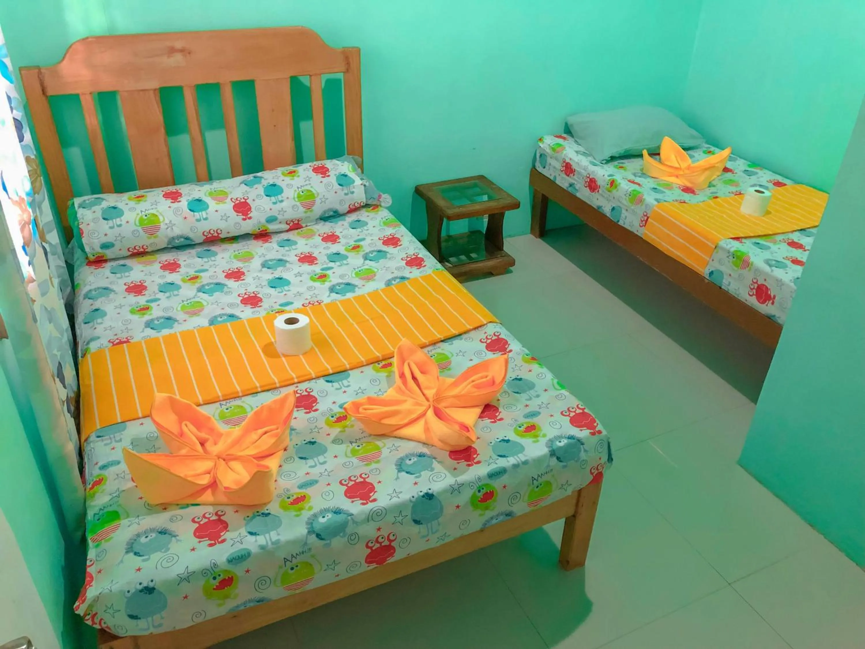 Bed in Ging Ging Homes Alona Beach