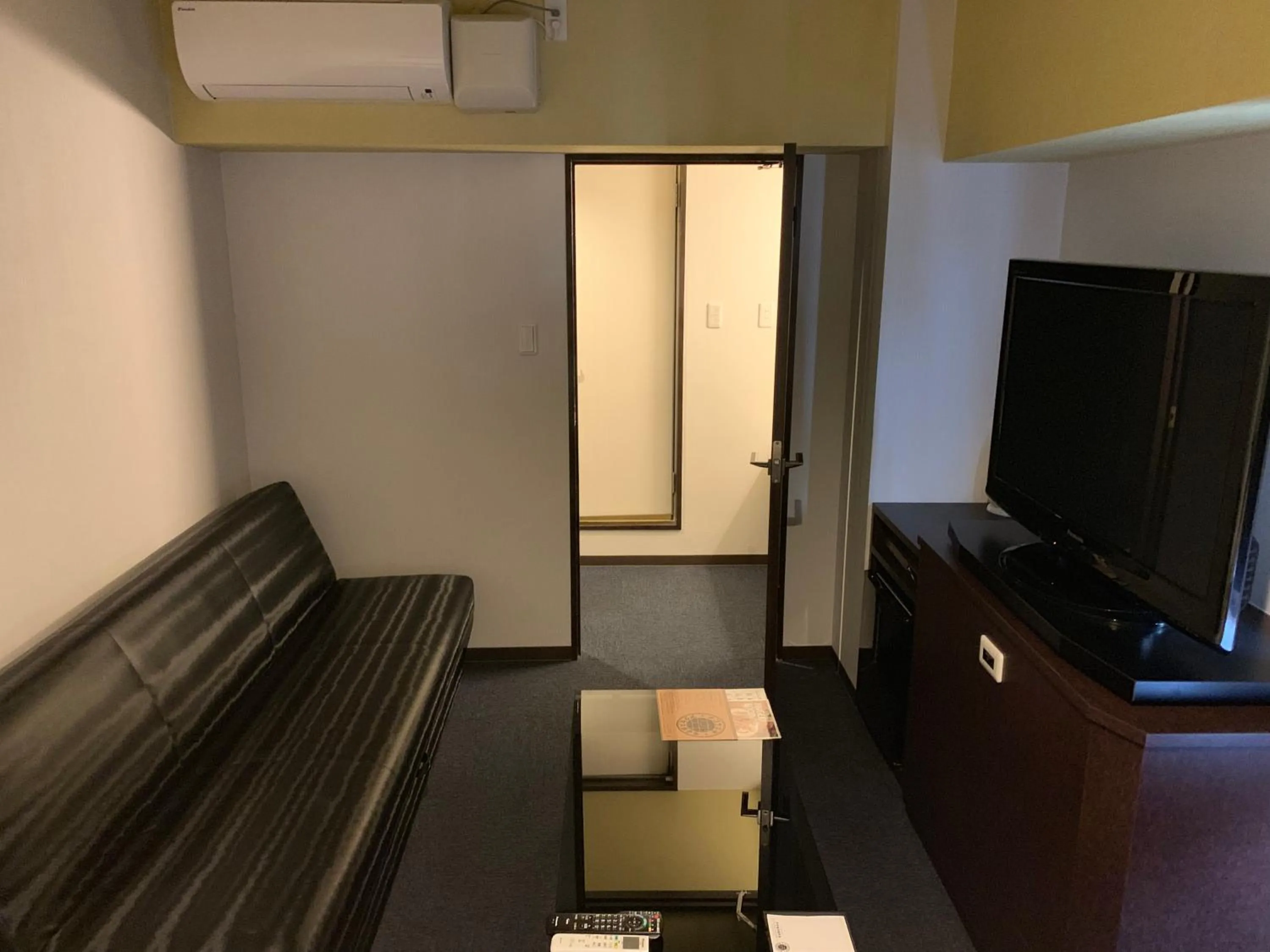 Living room in Nagoyaeki Access Hotel