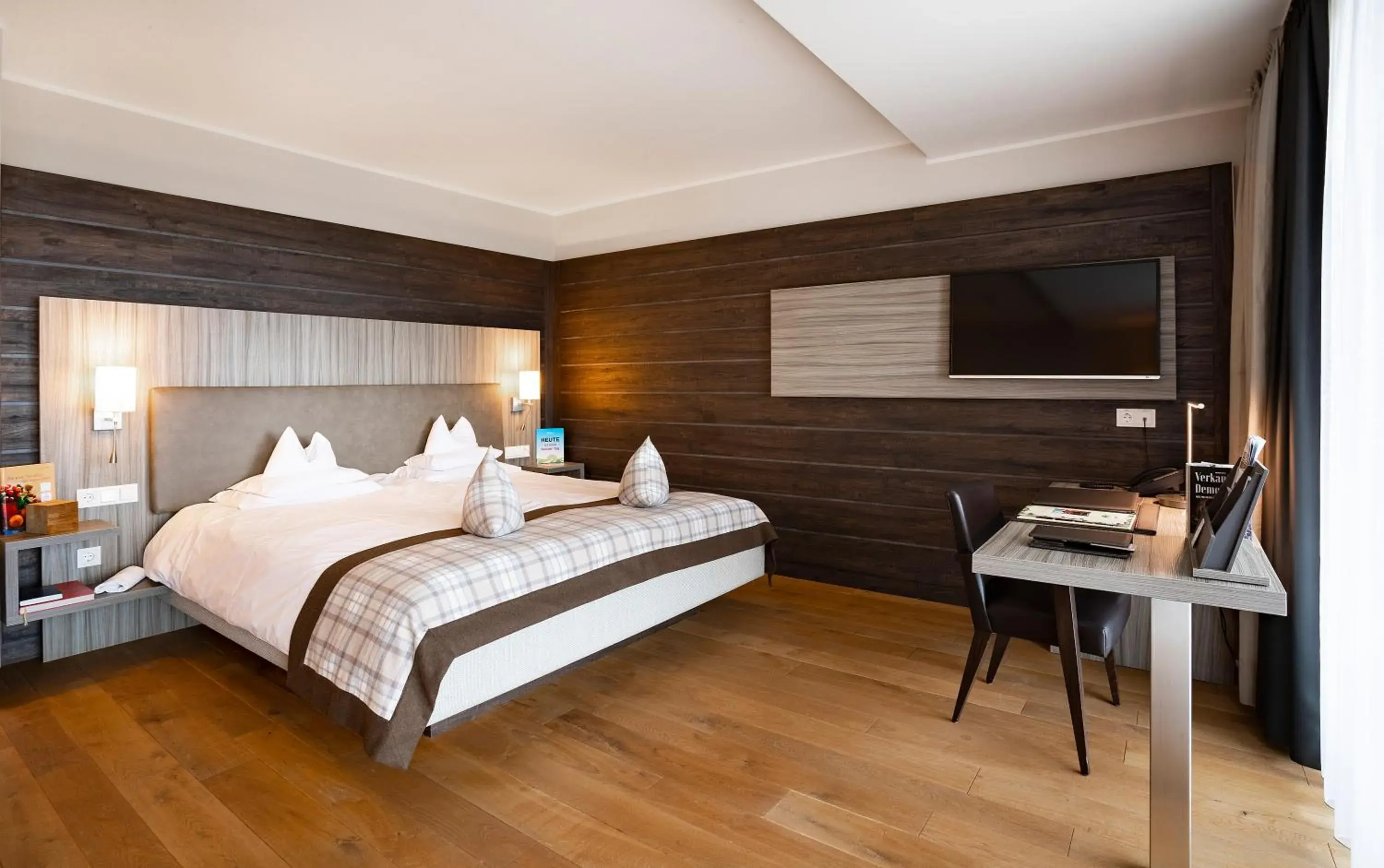 Junior Suite with Balcony and Panorama View in Bio- und Wellnesshotel Alpenblick Junior Suite with Balcony and Panorama View in Bio- und Wellnesshotel Alpenblick