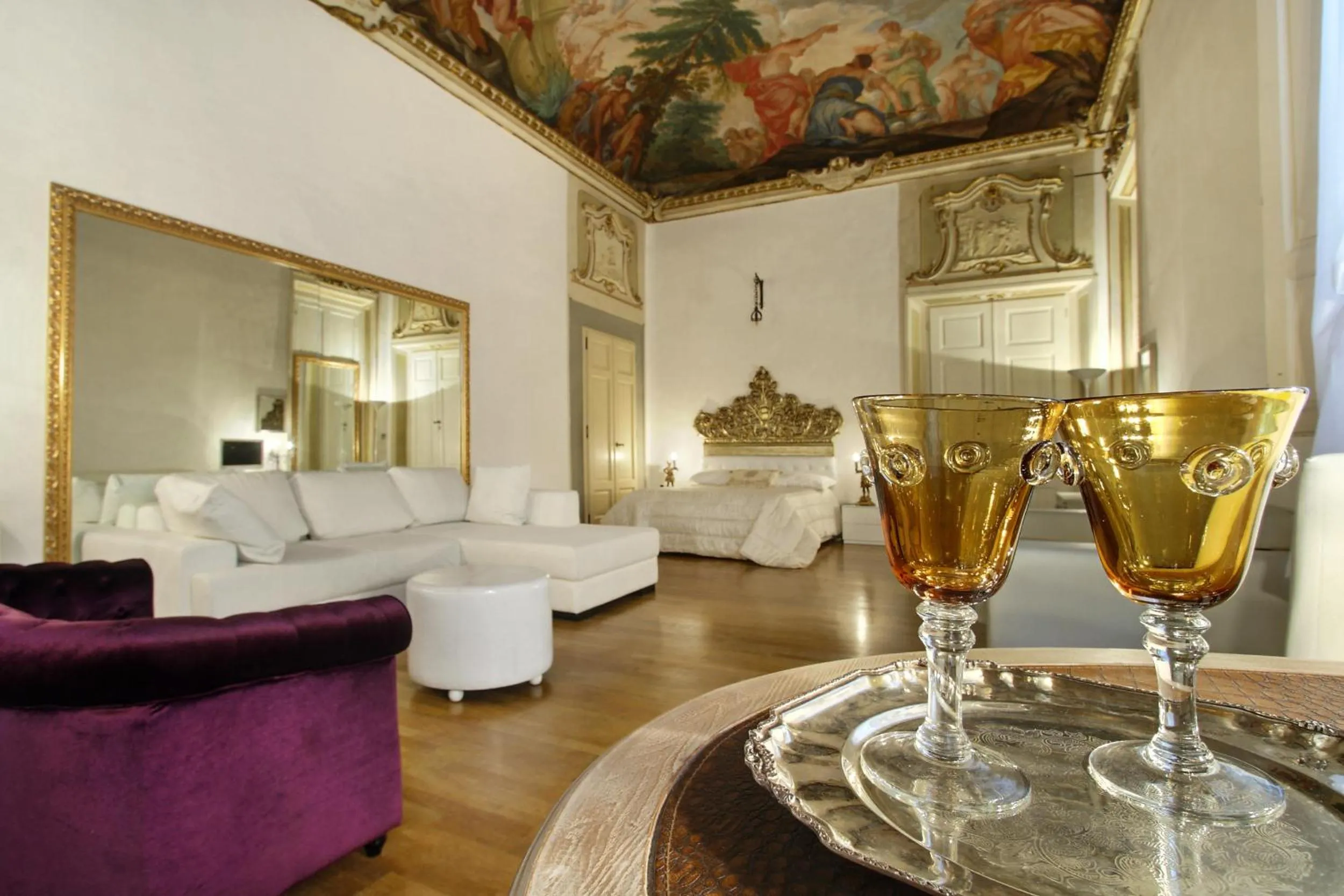 Living room in Palazzo Tolomei - Residenza D'Epoca