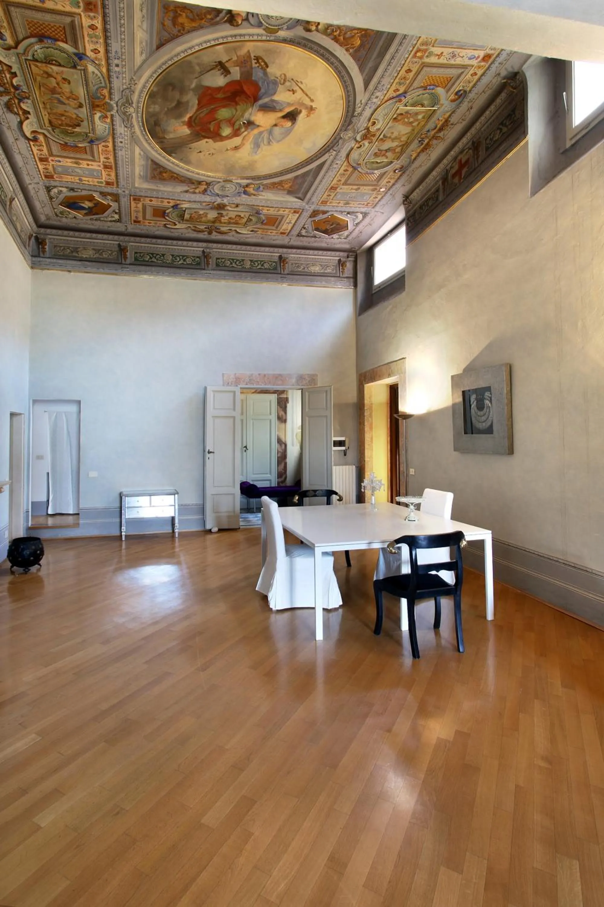 Dining area in Palazzo Tolomei - Residenza D'Epoca
