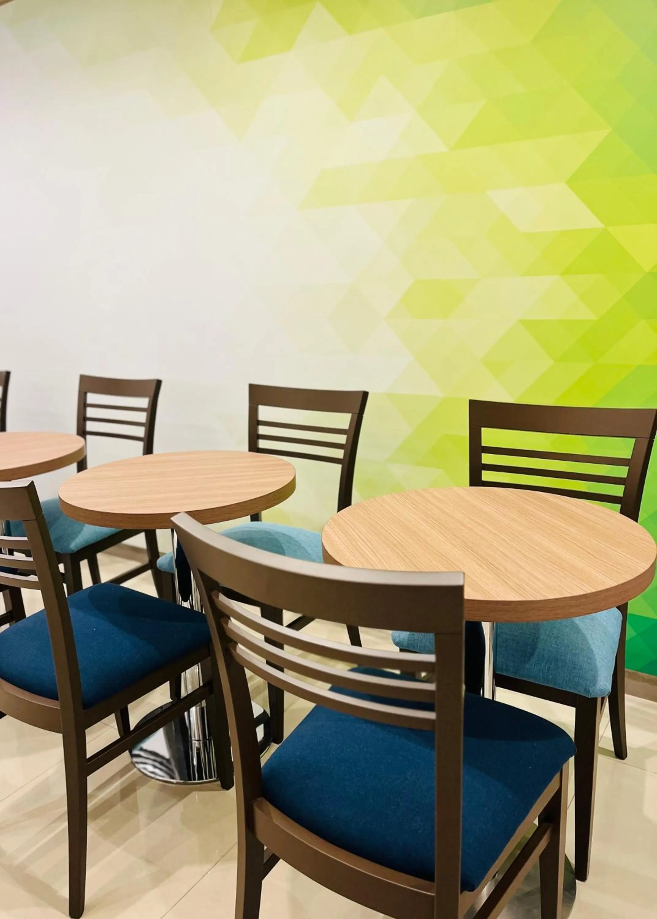 Breakfast in Holiday Inn Express Rosario by IHG