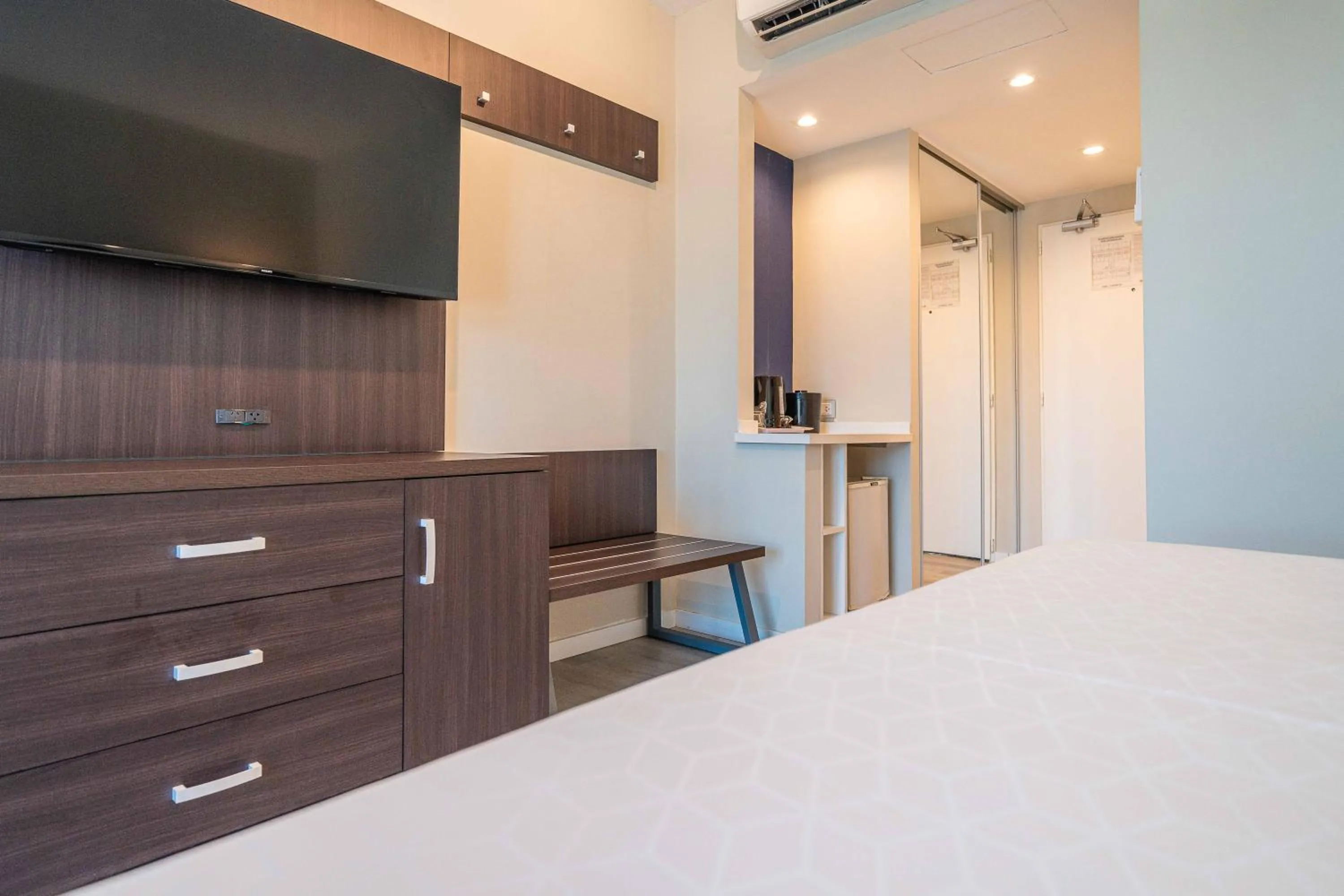 Other, Bed in Holiday Inn Express Rosario by IHG