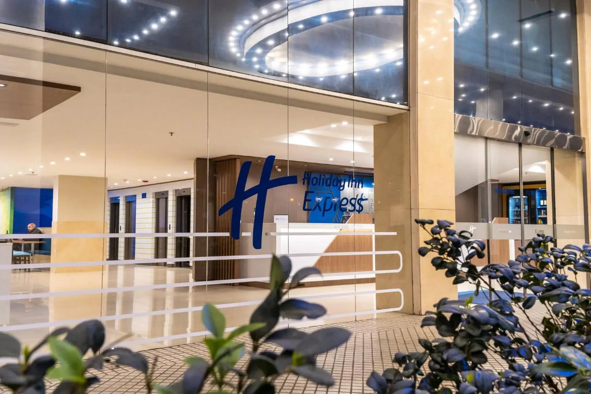 Property building in Holiday Inn Express Rosario by IHG Property building in Holiday Inn Express Rosario by IHG