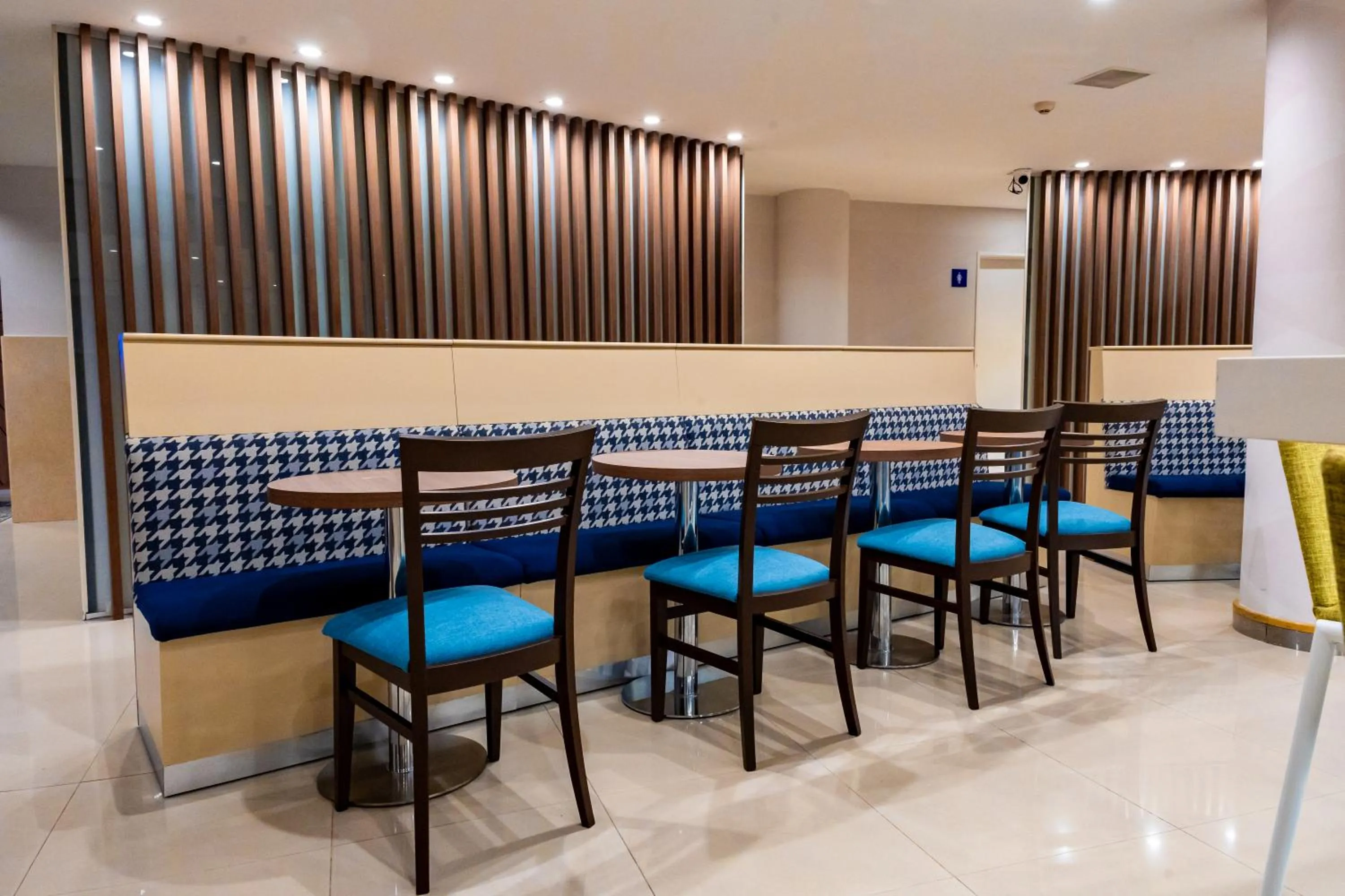 Seating area in Holiday Inn Express Rosario by IHG