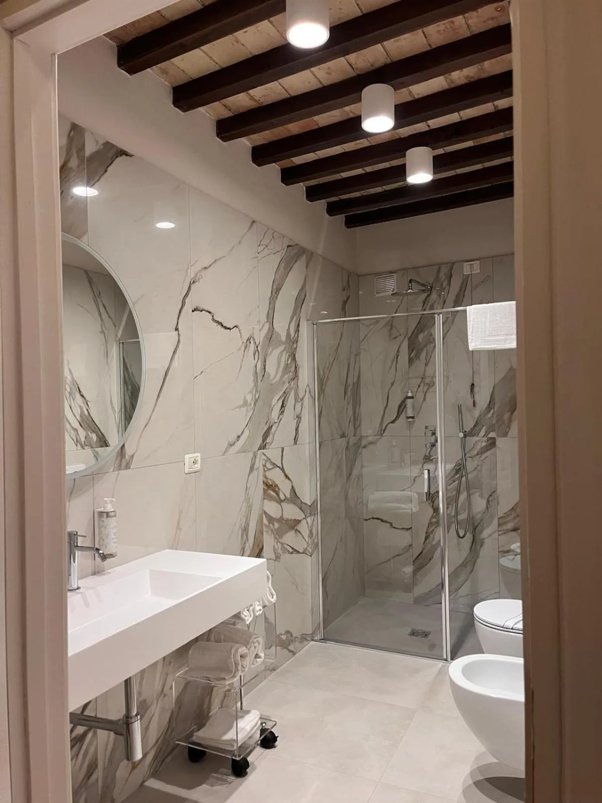 Shower in Hotel Villa Cheli